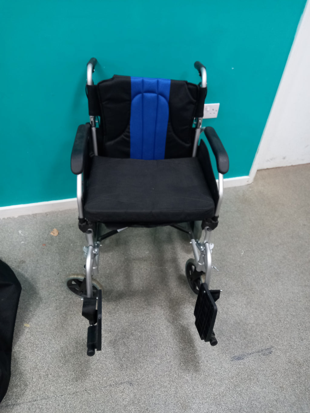EliteCare wheelchair (04092610