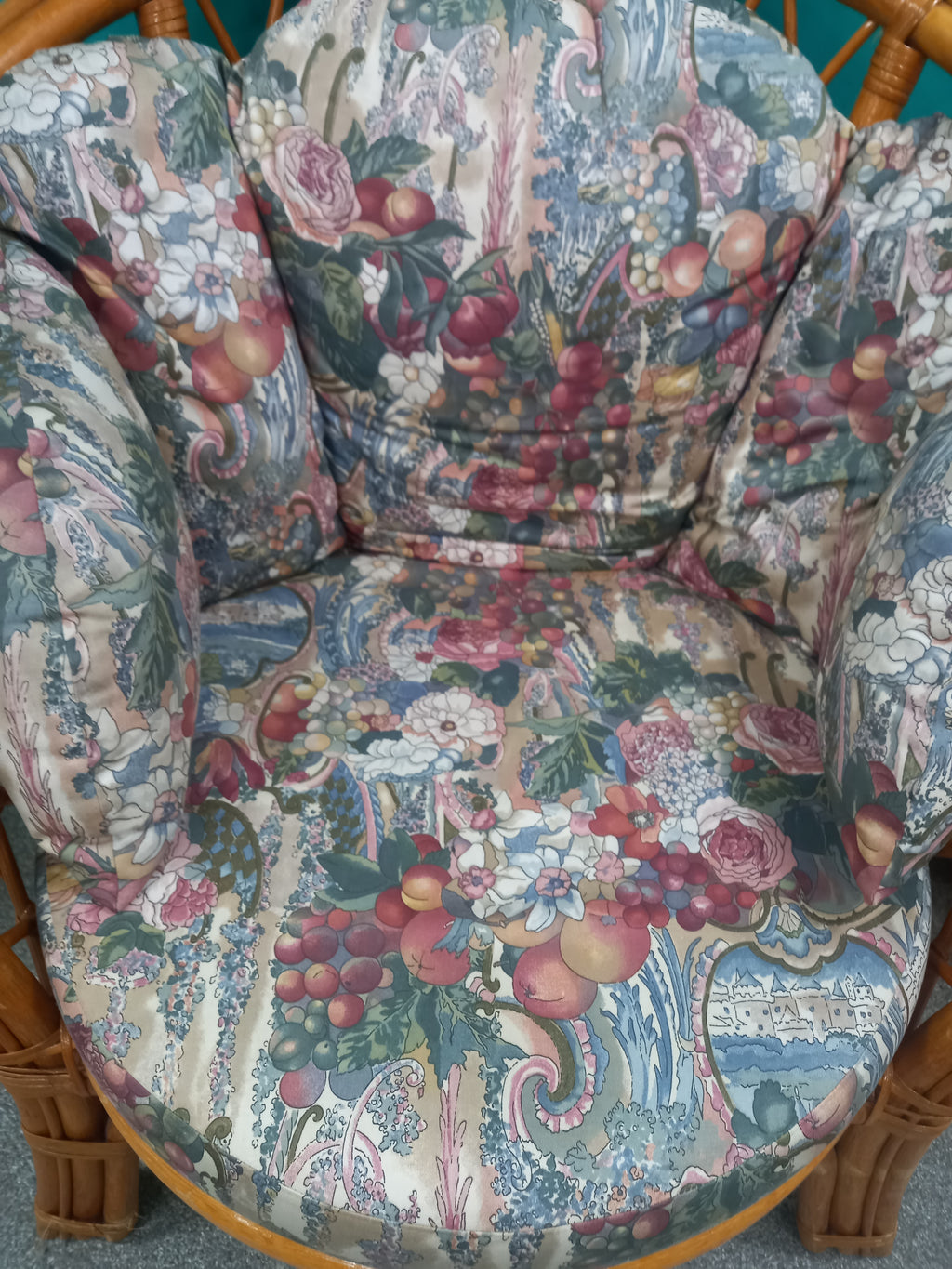 Conservatory Chair with Sidetable (14072602)