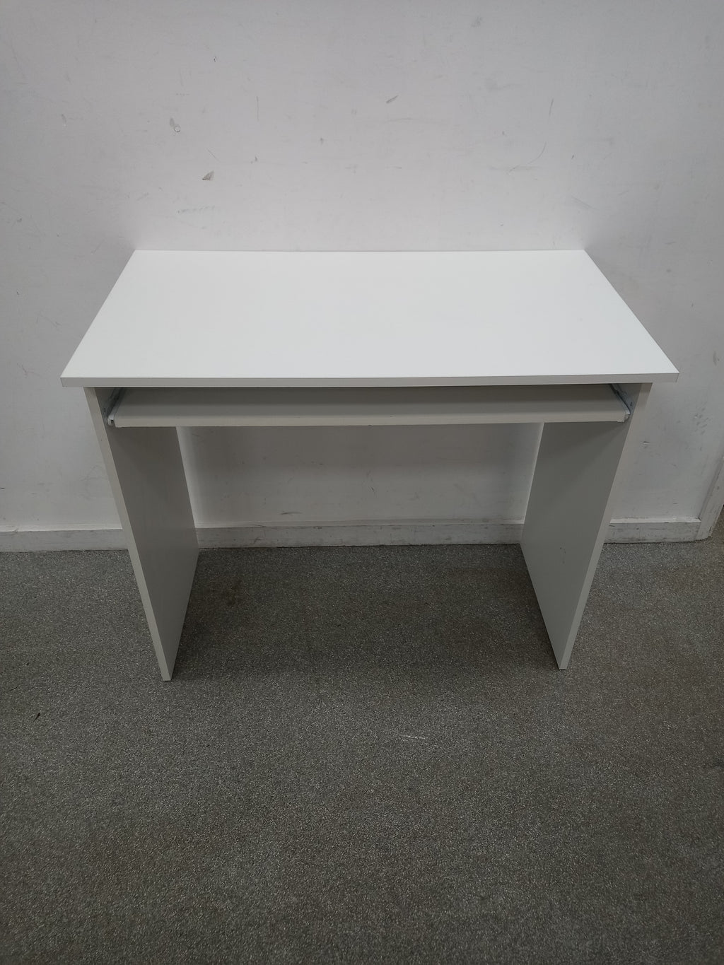 Small Desk (17122501)