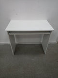 Small Desk (17122501)