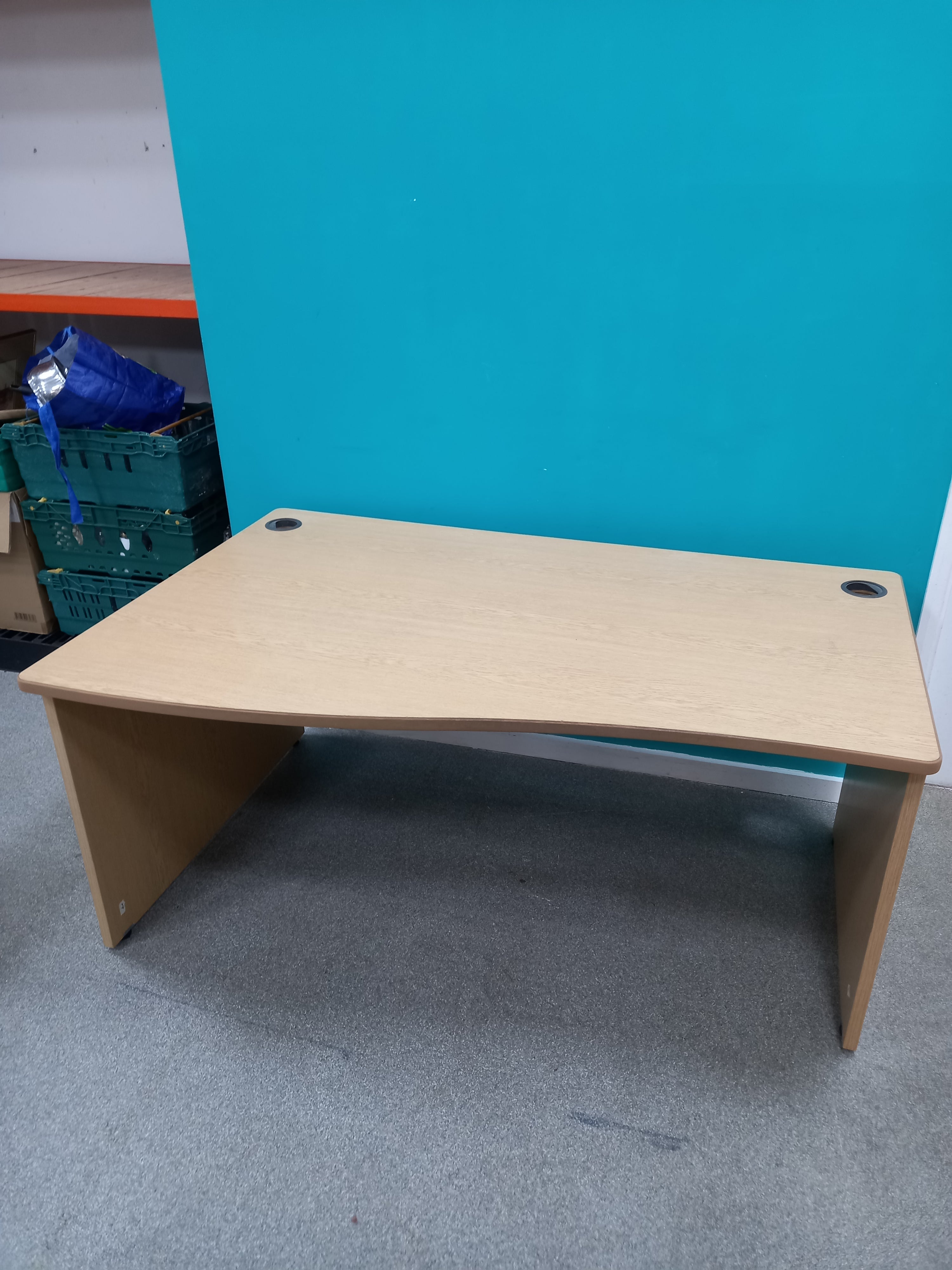 Large Desk (30062605)