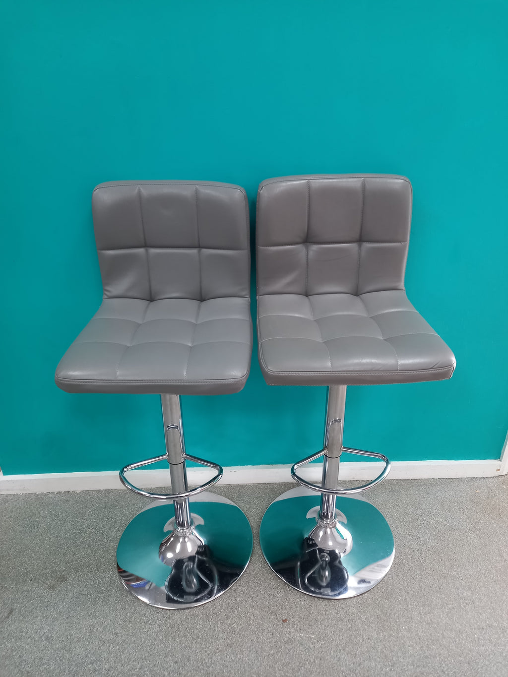 Hygena Nitro Bar Stools (21072602)