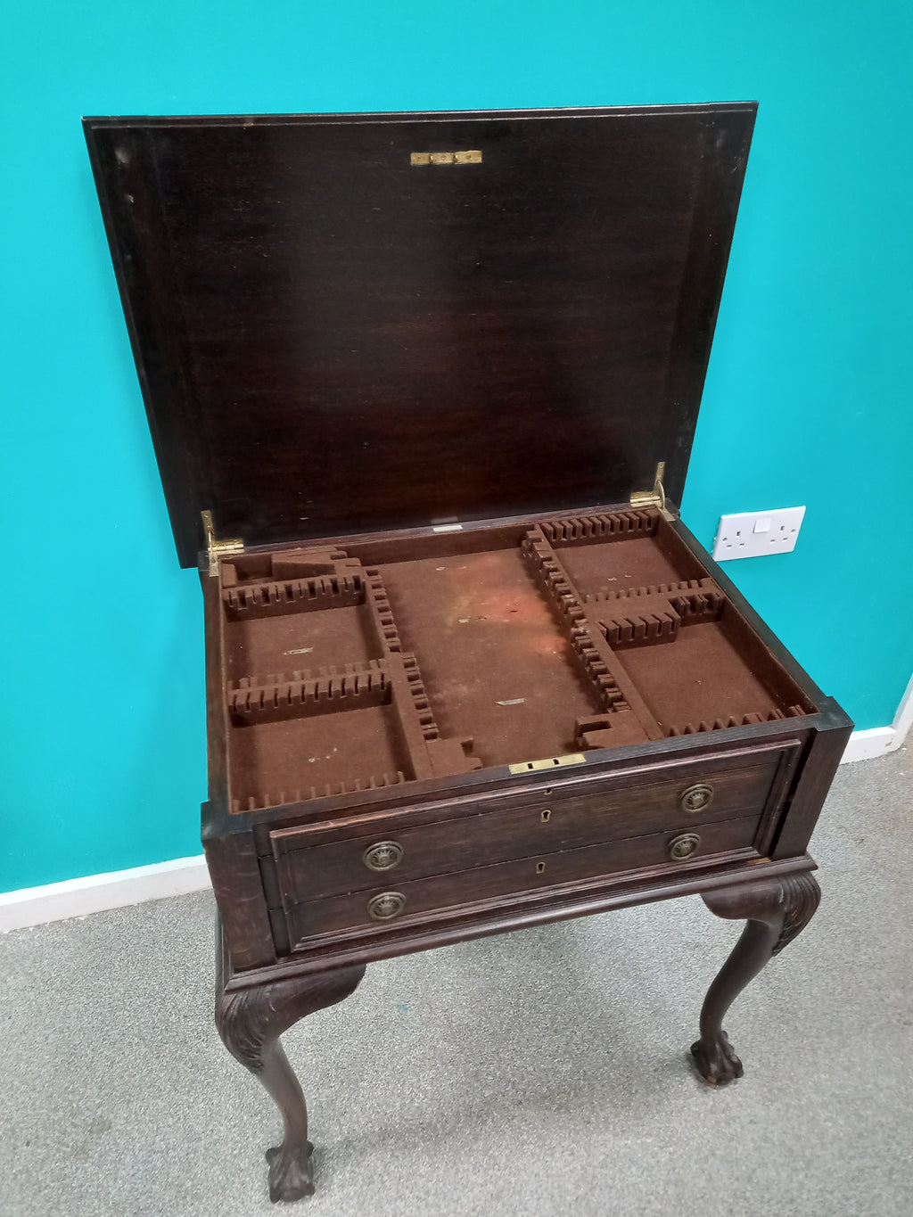 Silverware Cabinet (11082602)