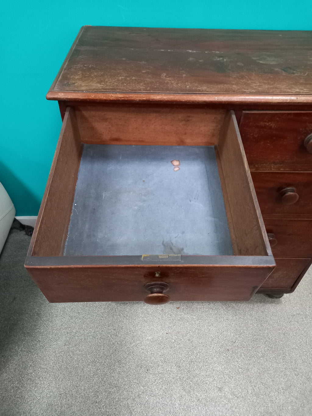 Chest Of Drawers (07072604)