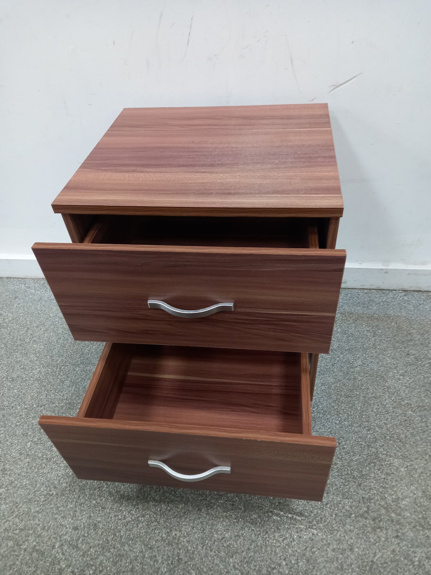 Bedside Table (260602)