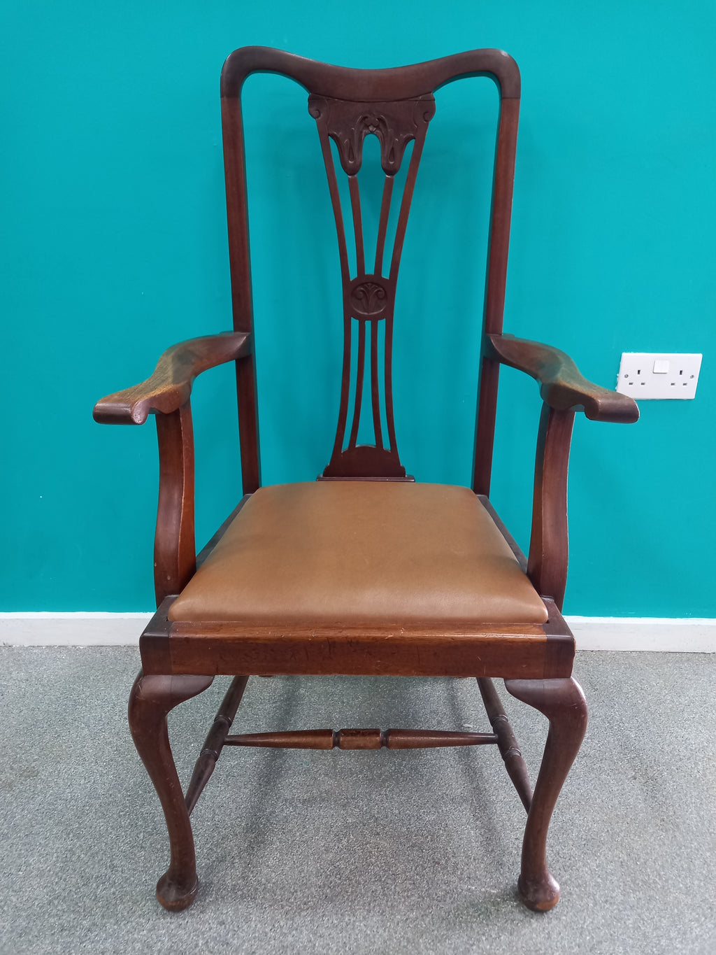 Farmhouse Chair (10082606)