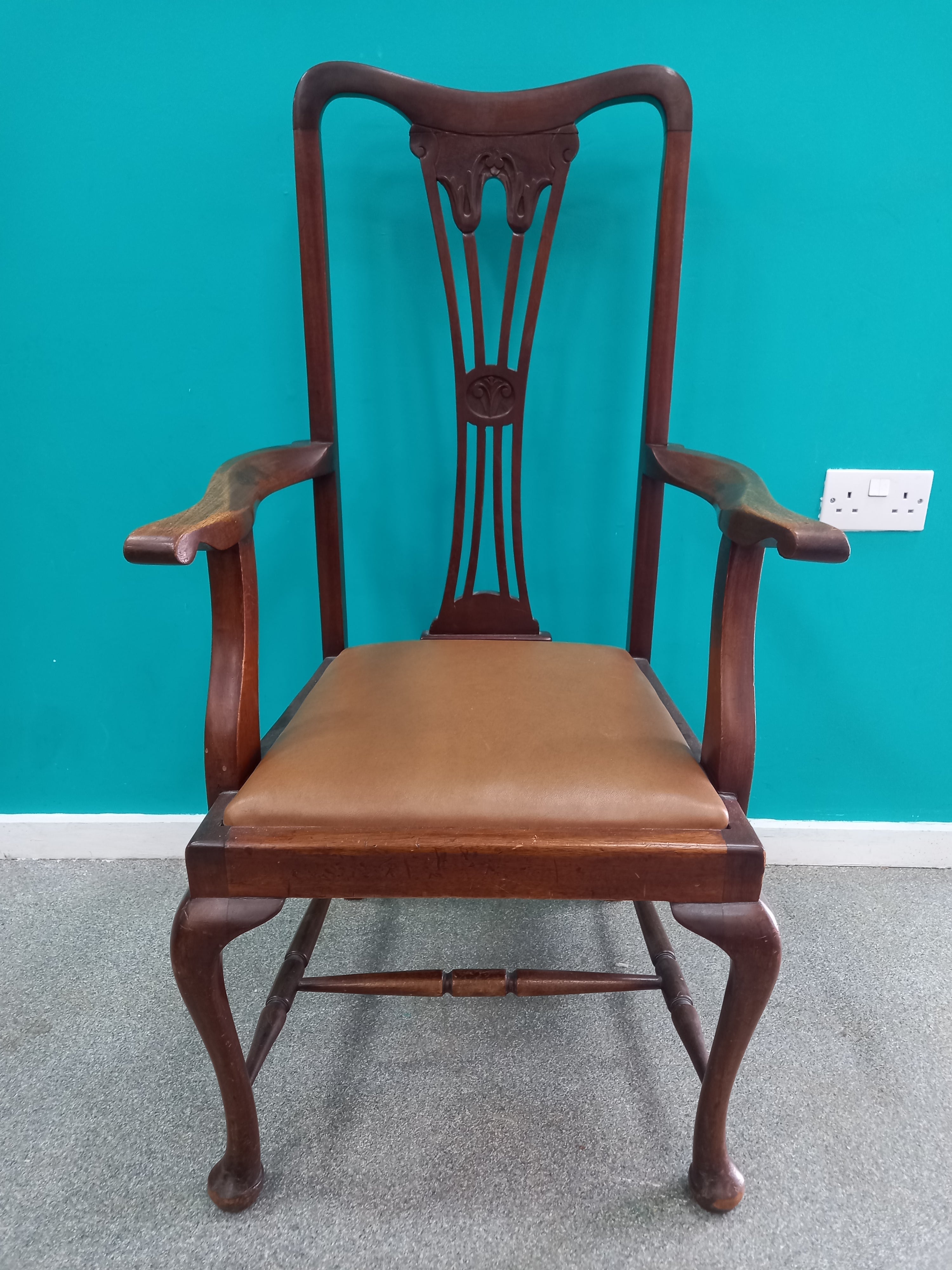Farmhouse Chair (10082606)