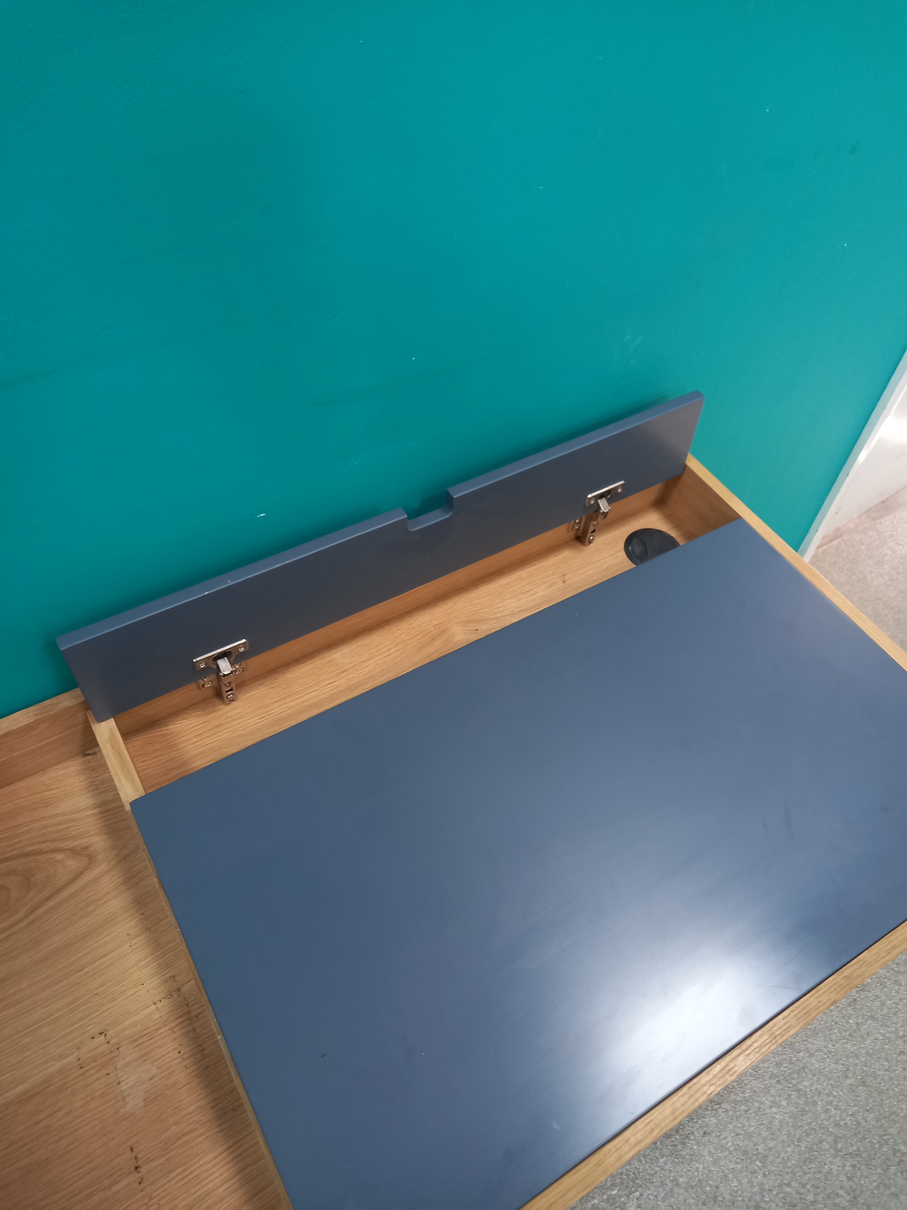 Desk 08072603