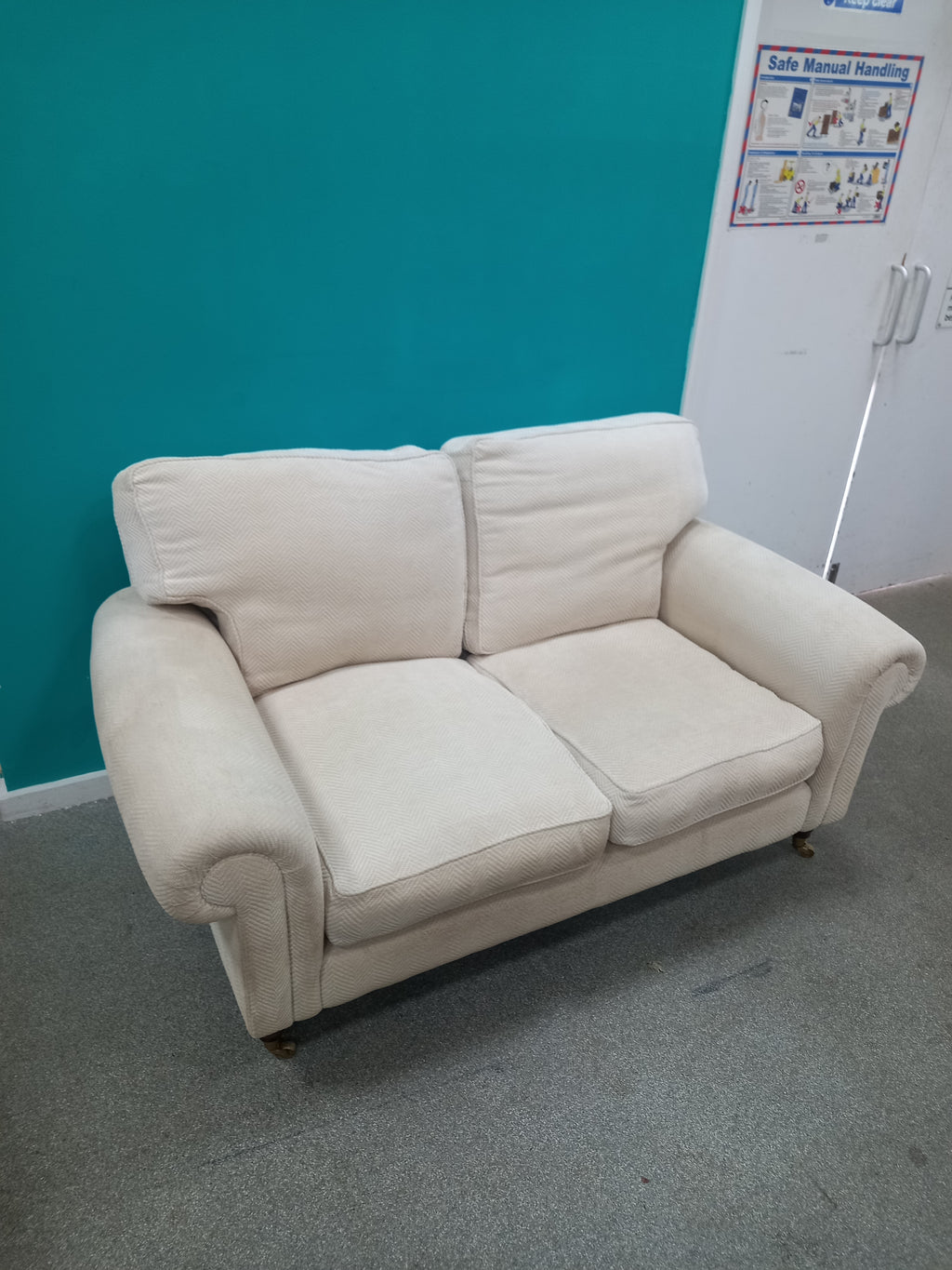 Sofa (04082604)+