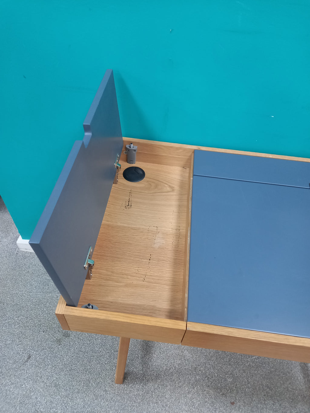 Desk 08072603