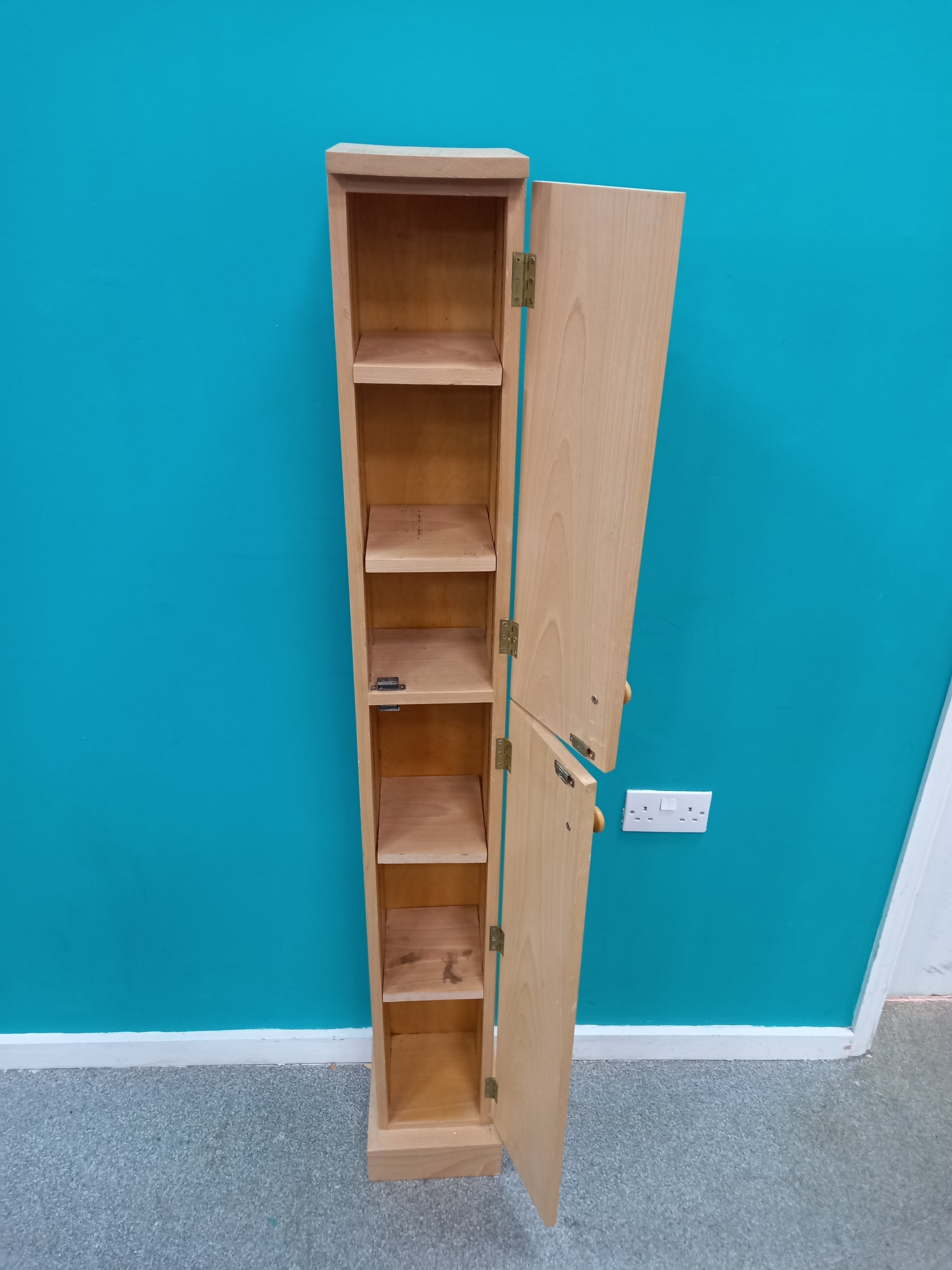 Thin storage Cabinet (28072601)