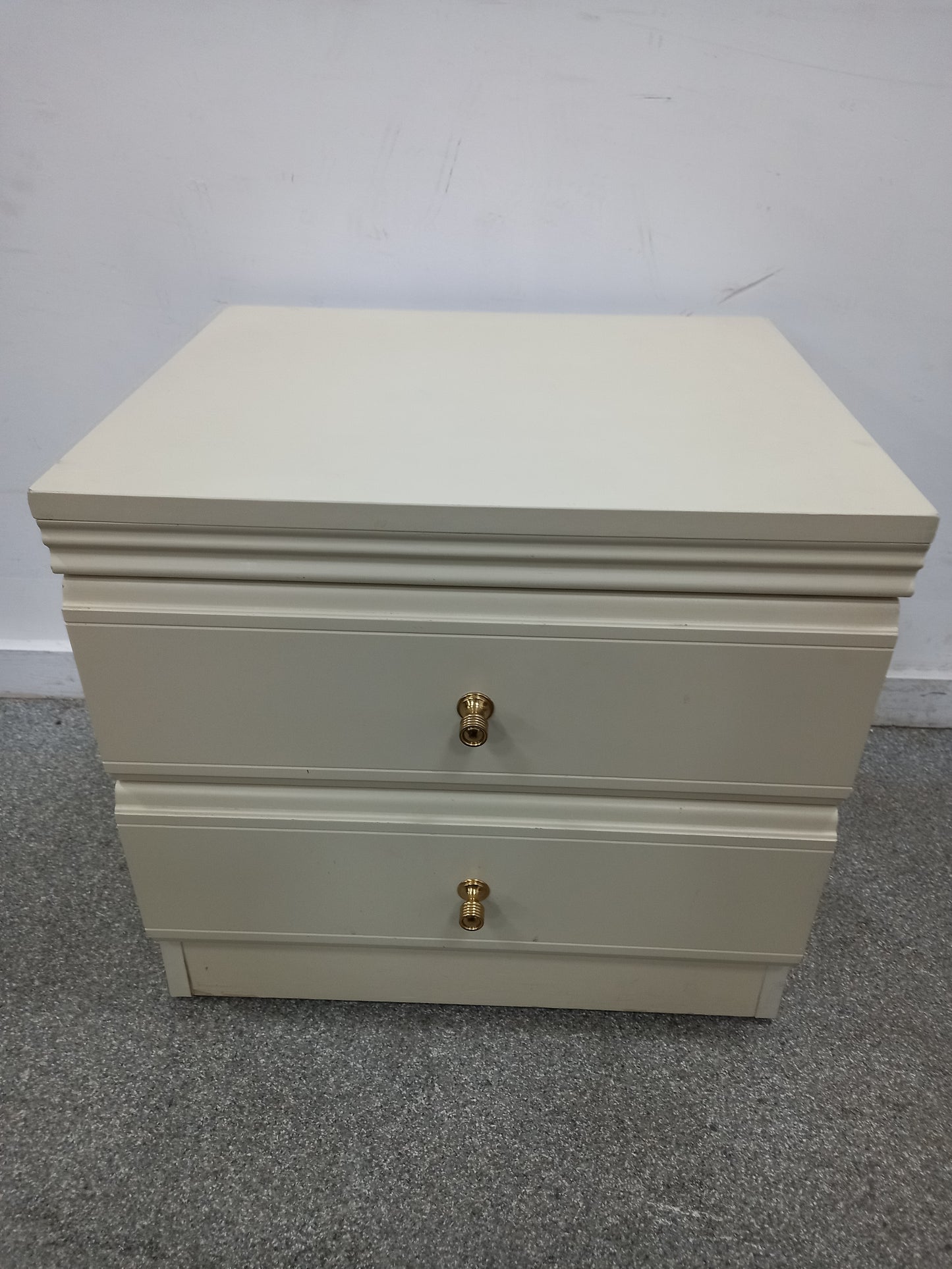 Bedside Table (07112504)