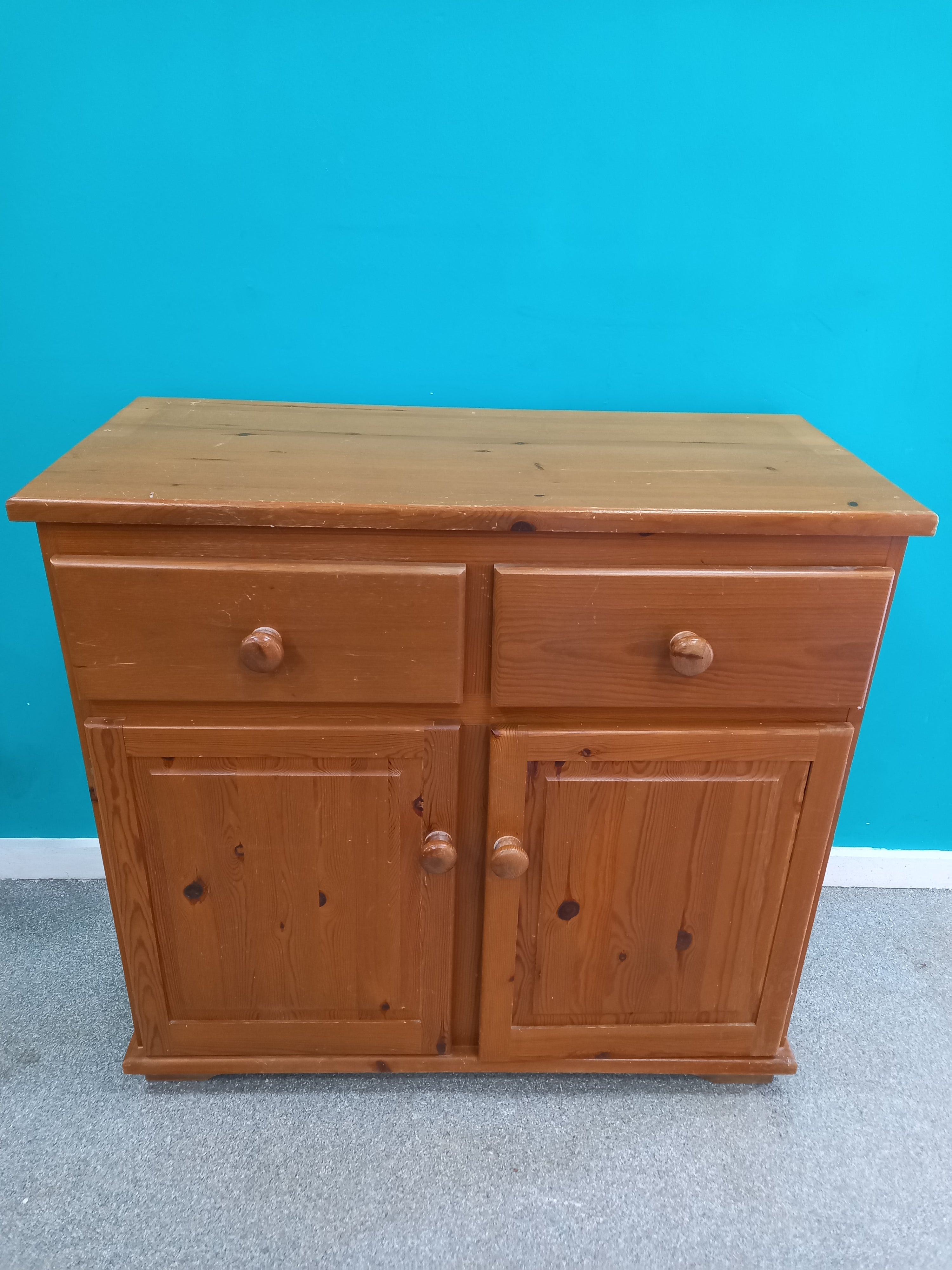 Pine Sideboard Cabinet (10082602)