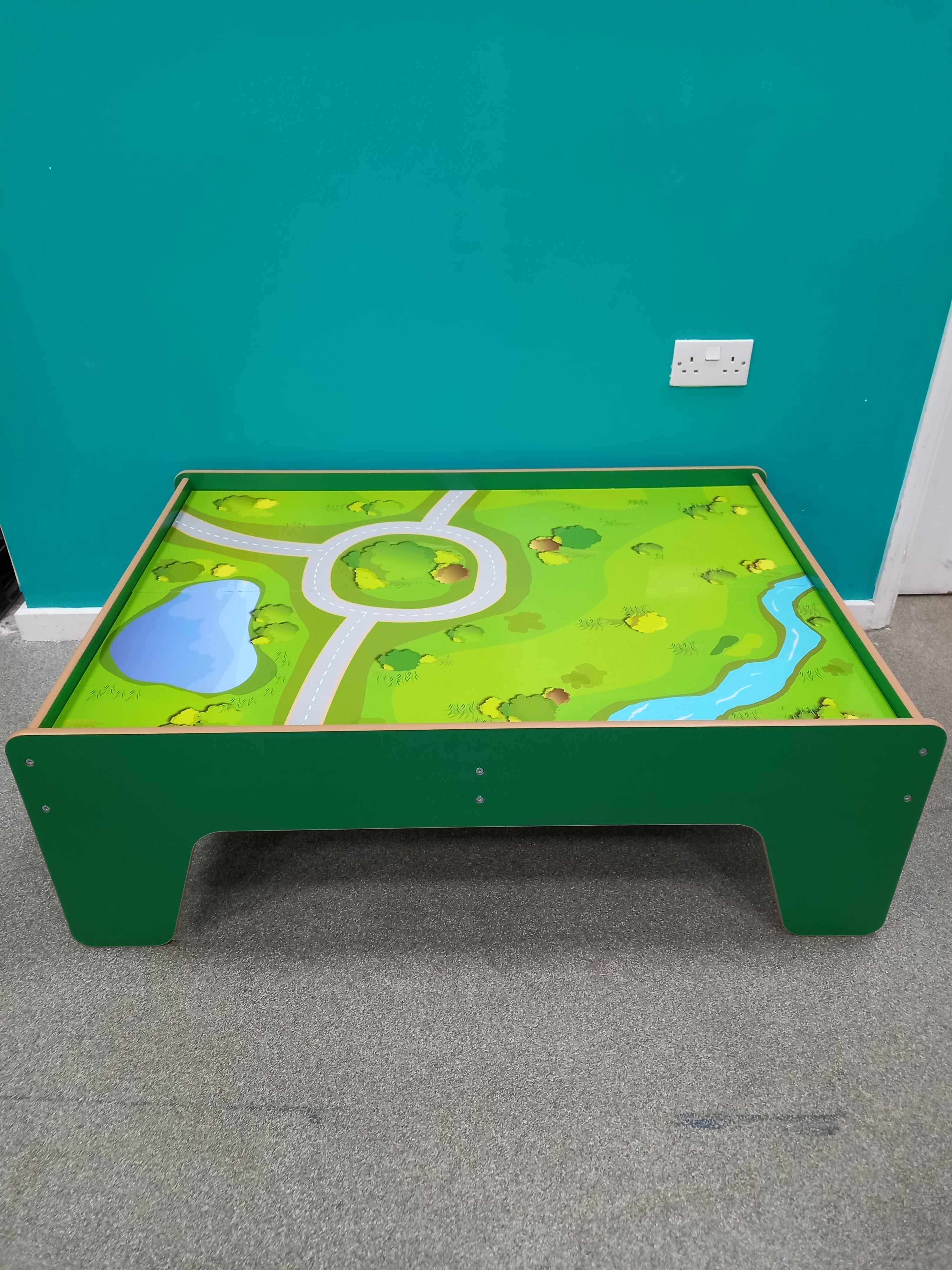 Carousel wooden Play Table (13052601)