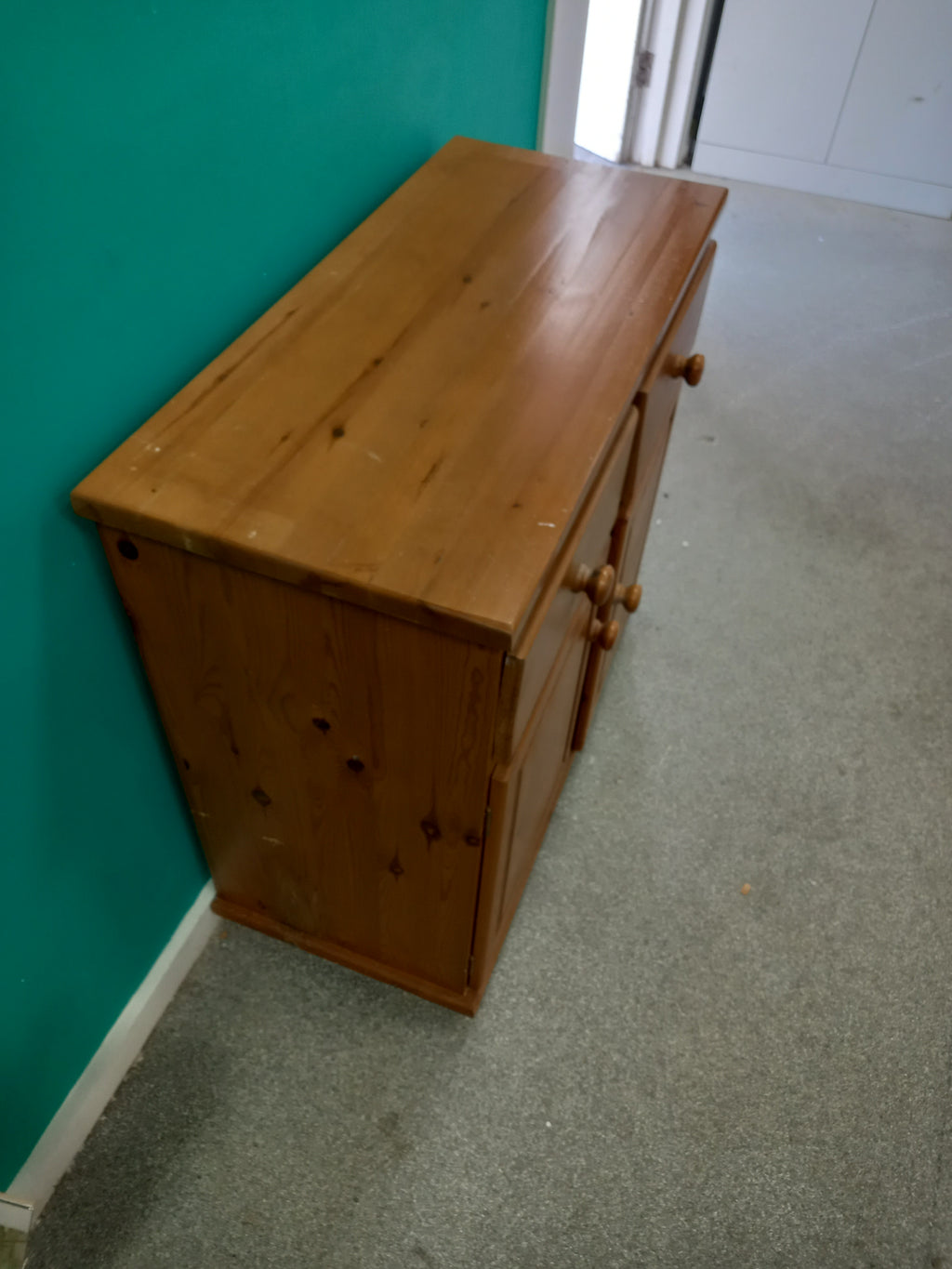 Pine Sideboard Cabinet (10082602)