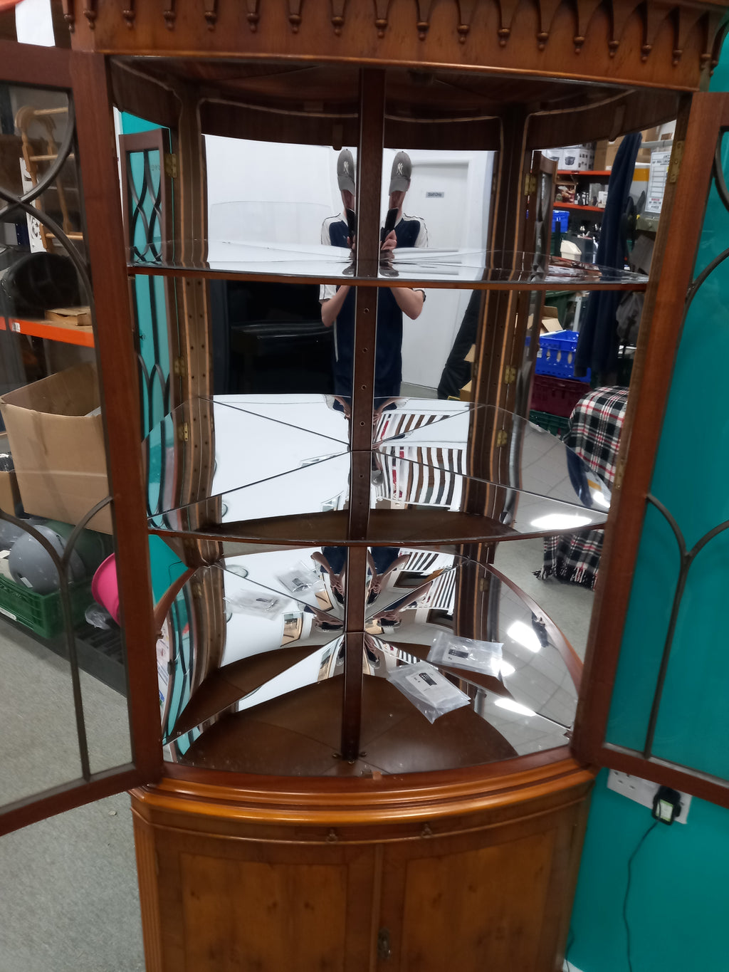 Lightup Display Cabinet (21052601)