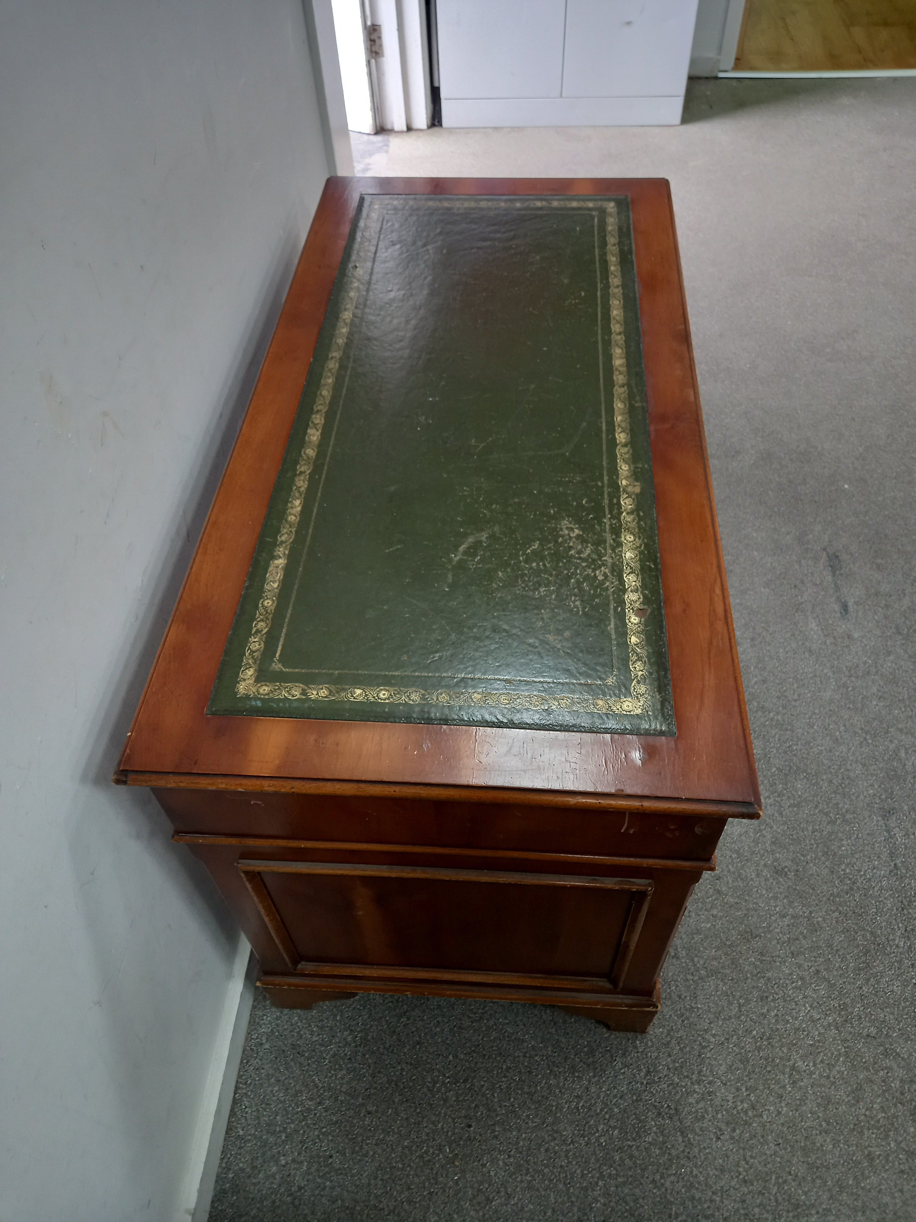 Writing Desk (09032601)
