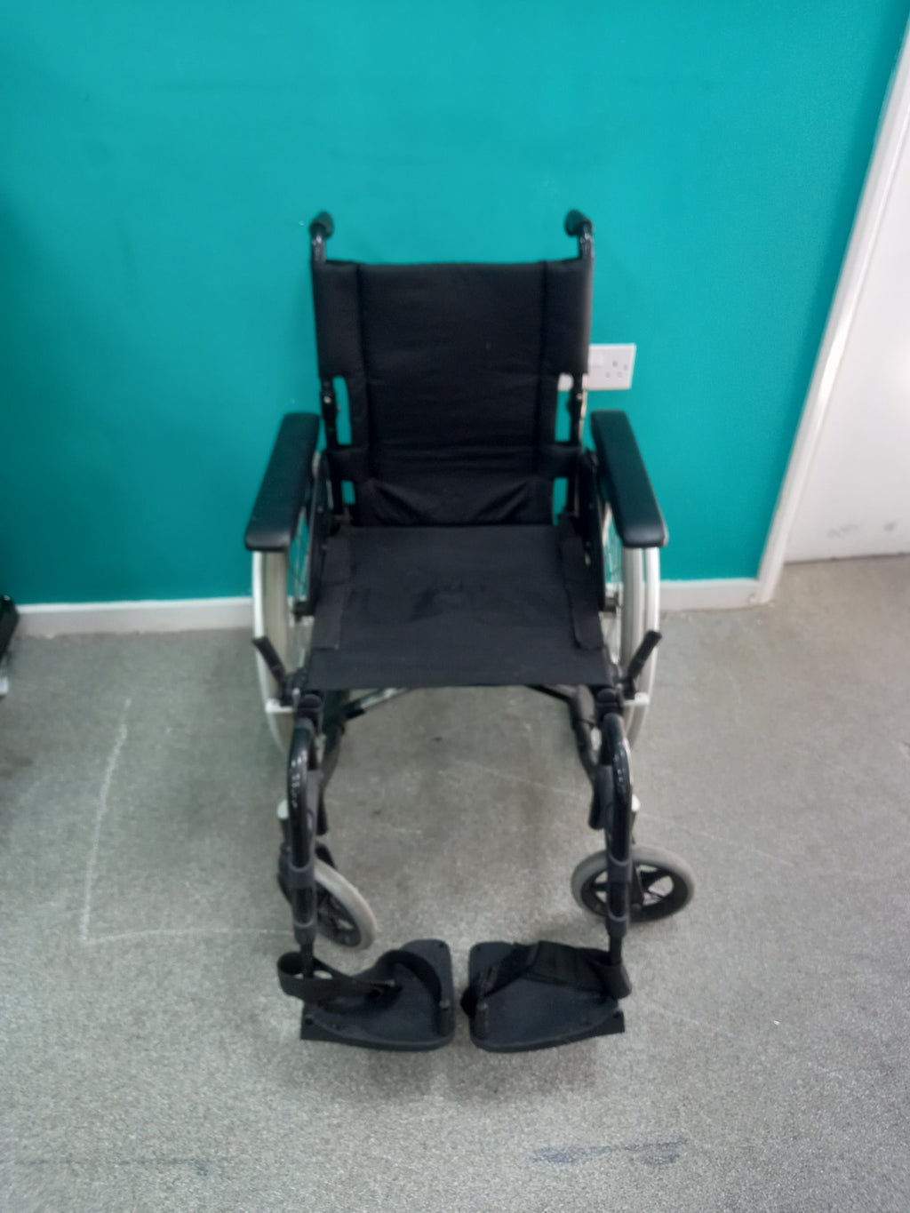 Wheelchair (13072604)