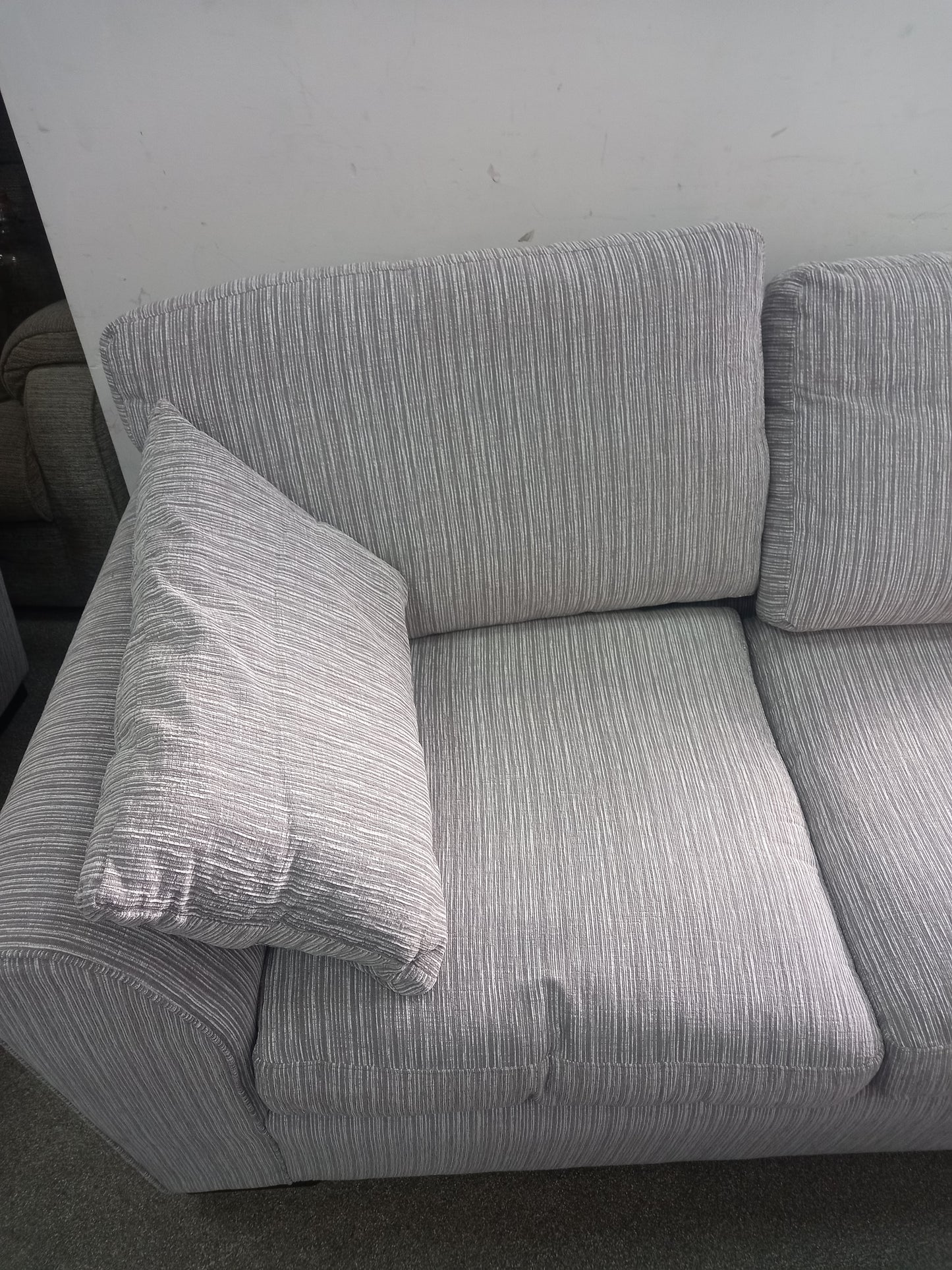DFS Sofa (061011)