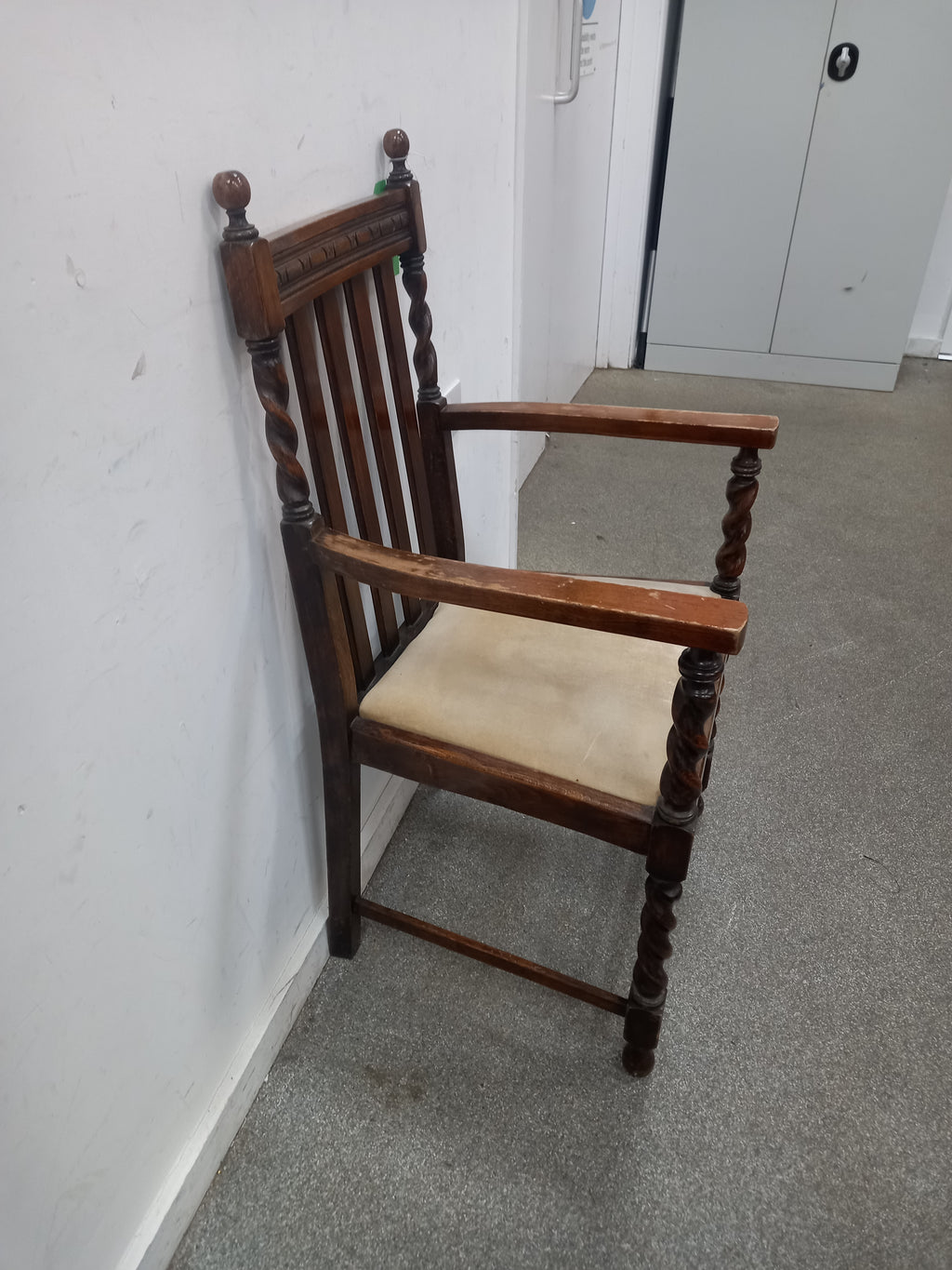 Farmhouse Chair (20022604)