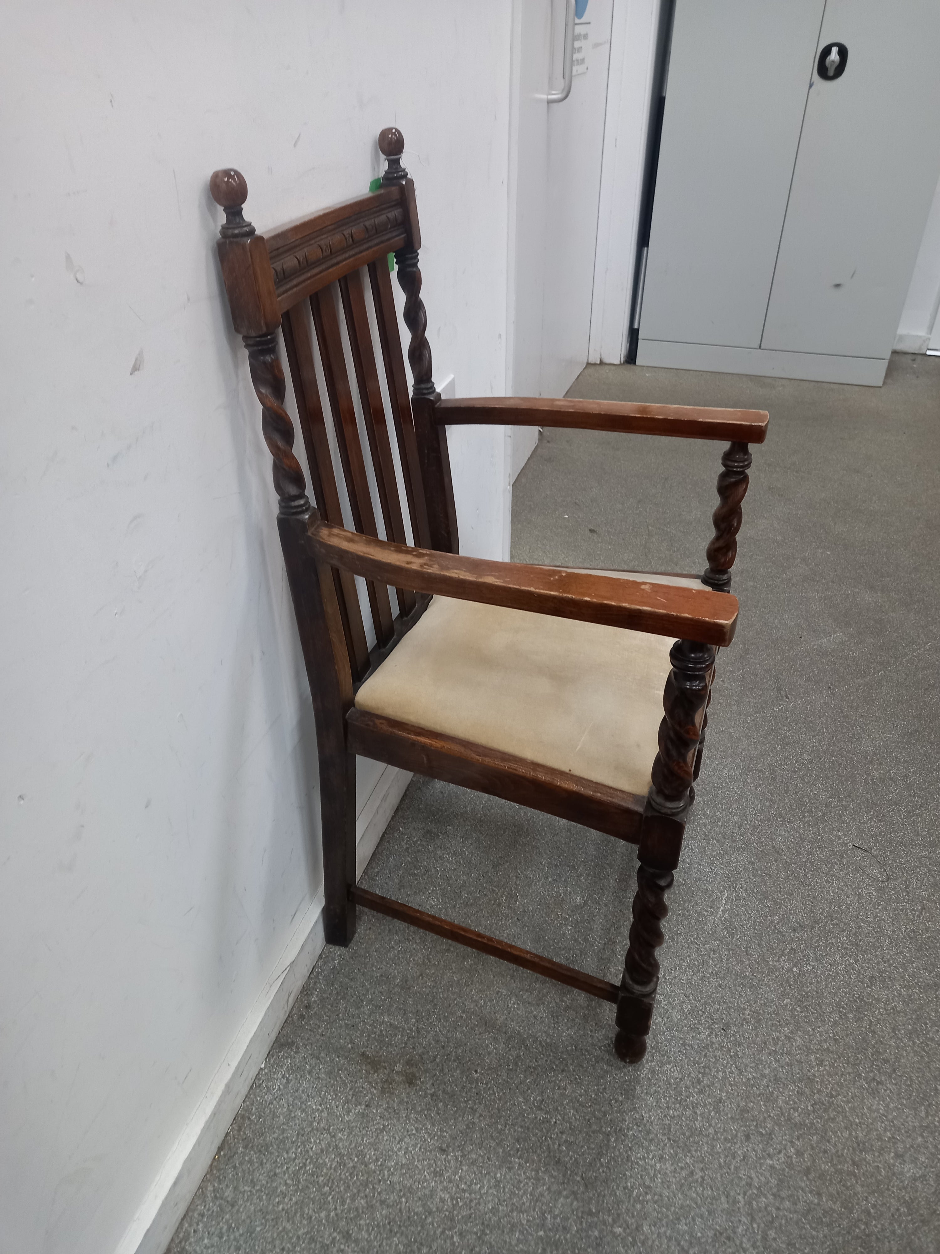 Farmhouse Chair (20022604)