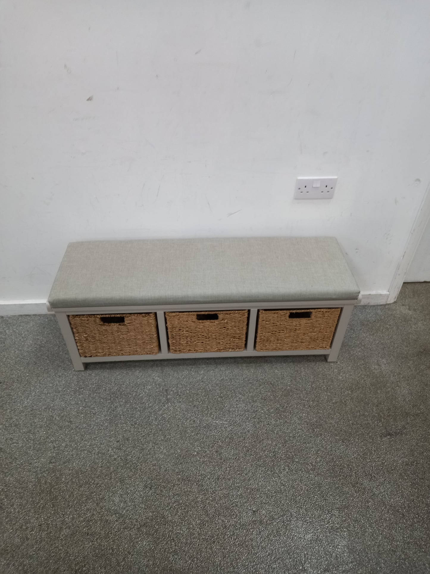 Shoe Bench (09122504)