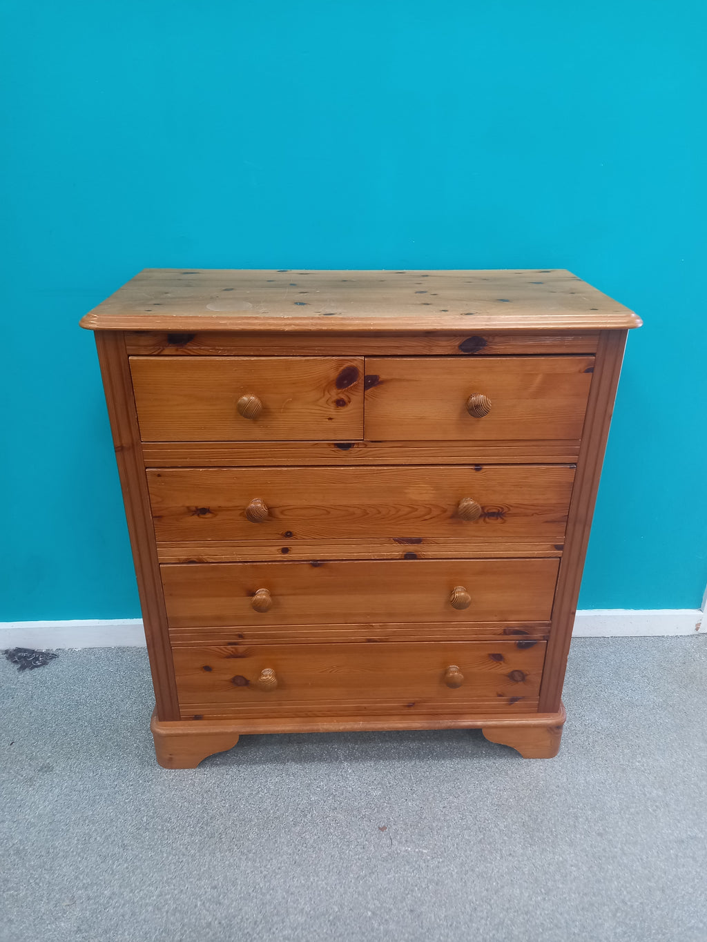 Chest of Drawers (07072601)