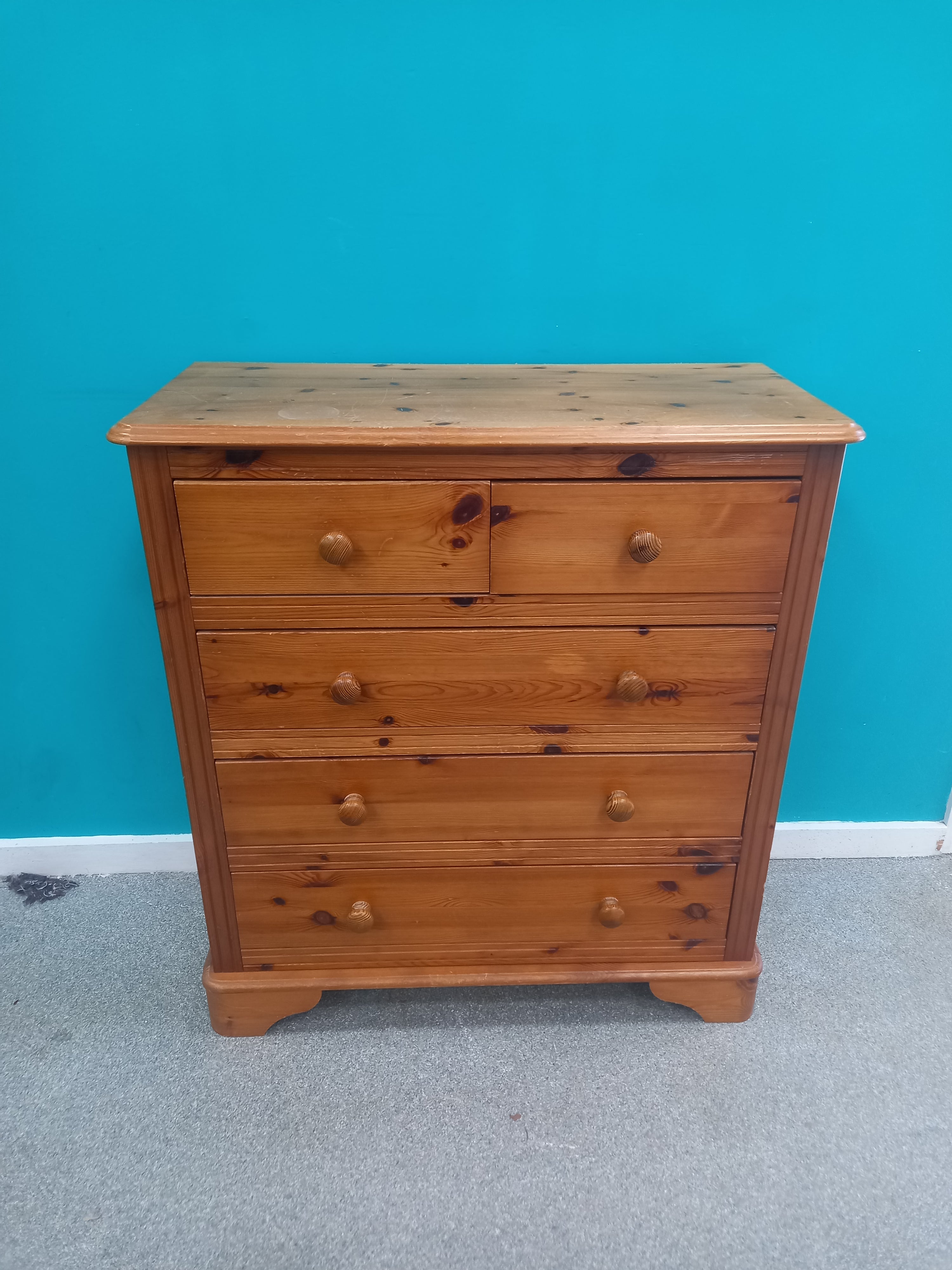 Chest of Drawers (07072601)