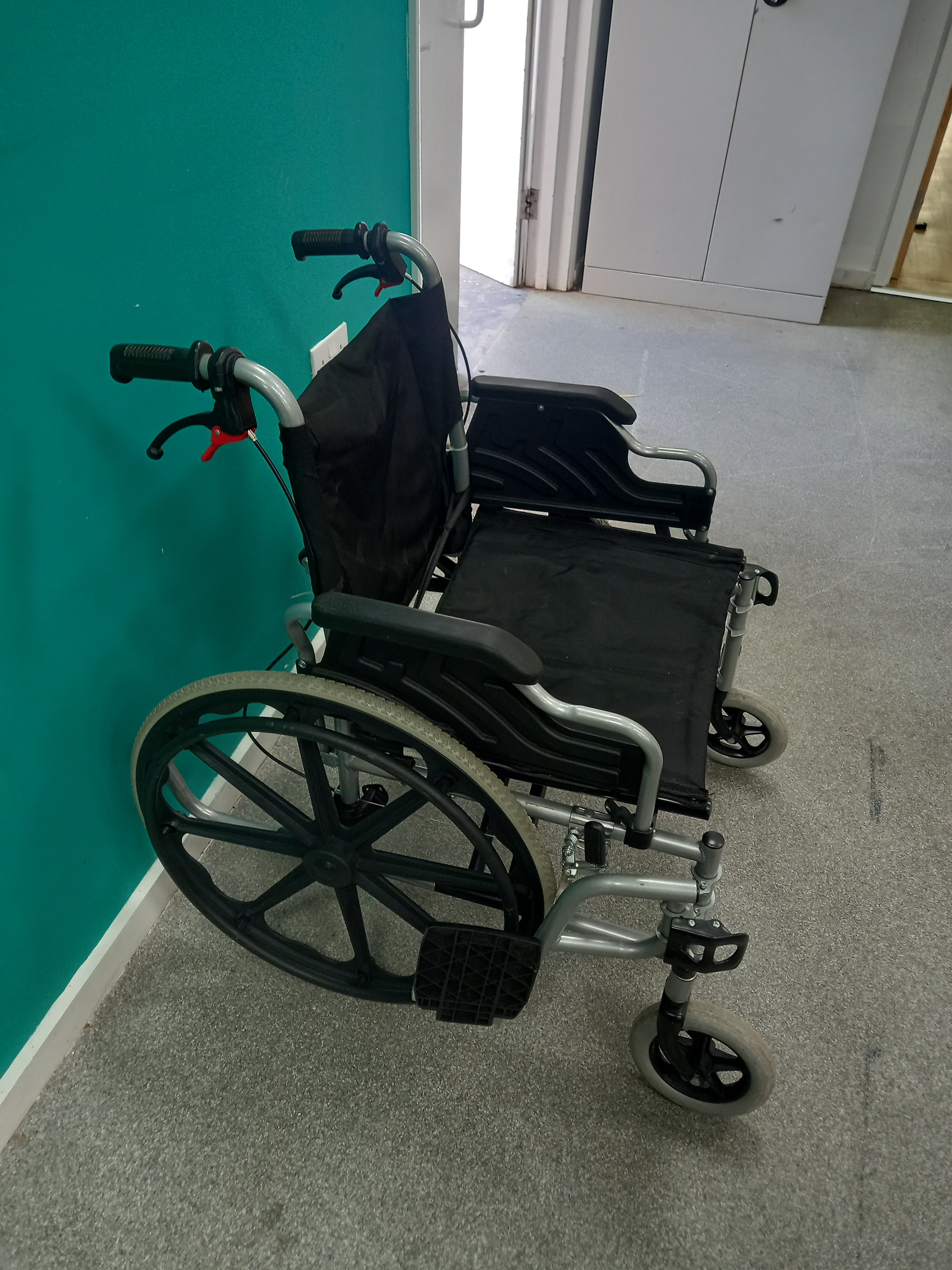 Wheelchair (10072602)
