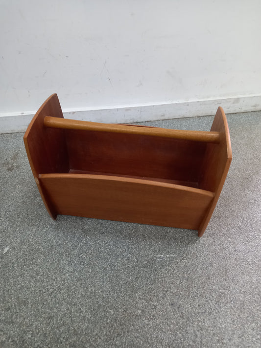 Magazine Rack (04112503)