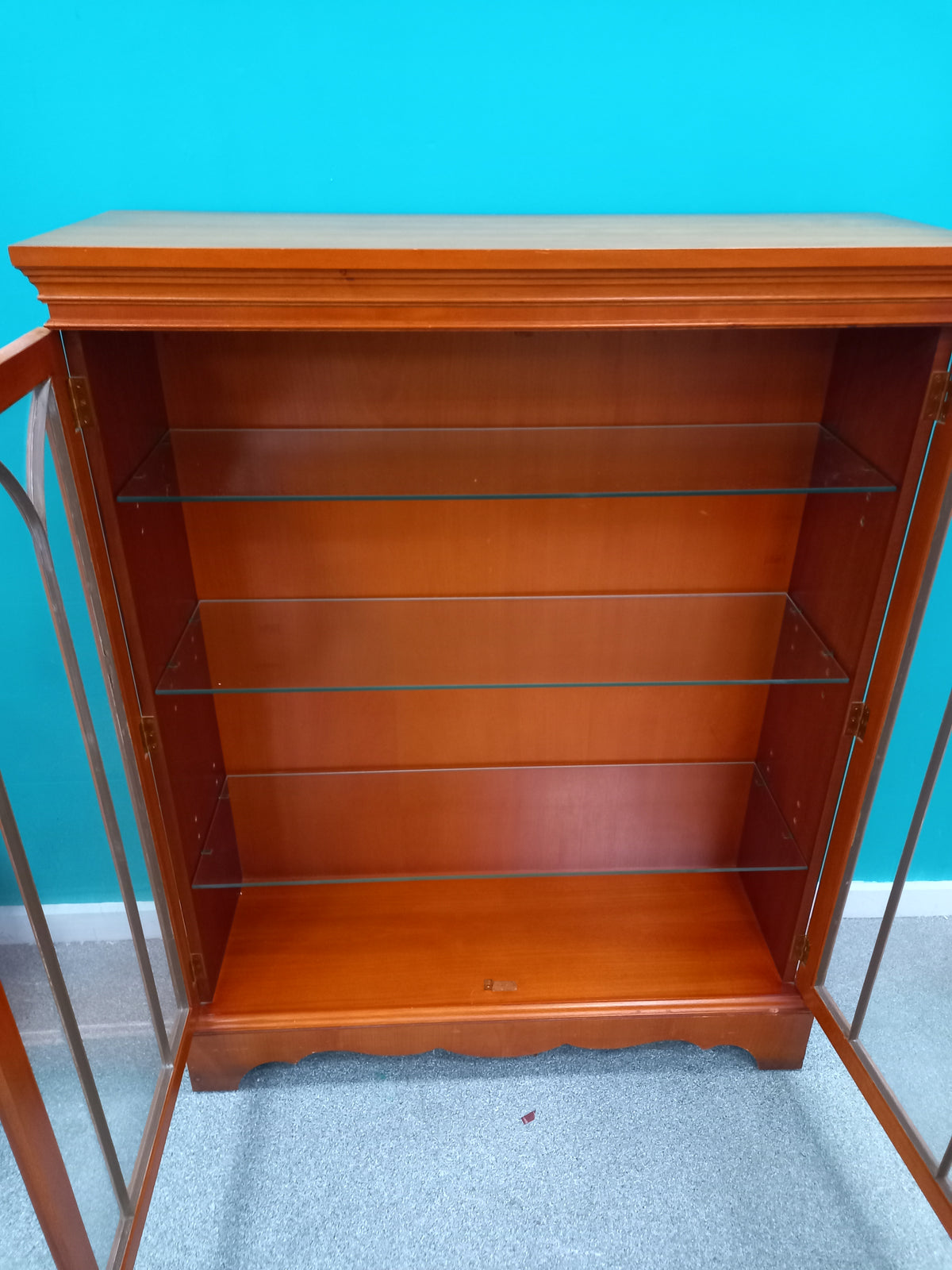 Display Cabinet (14092604)
