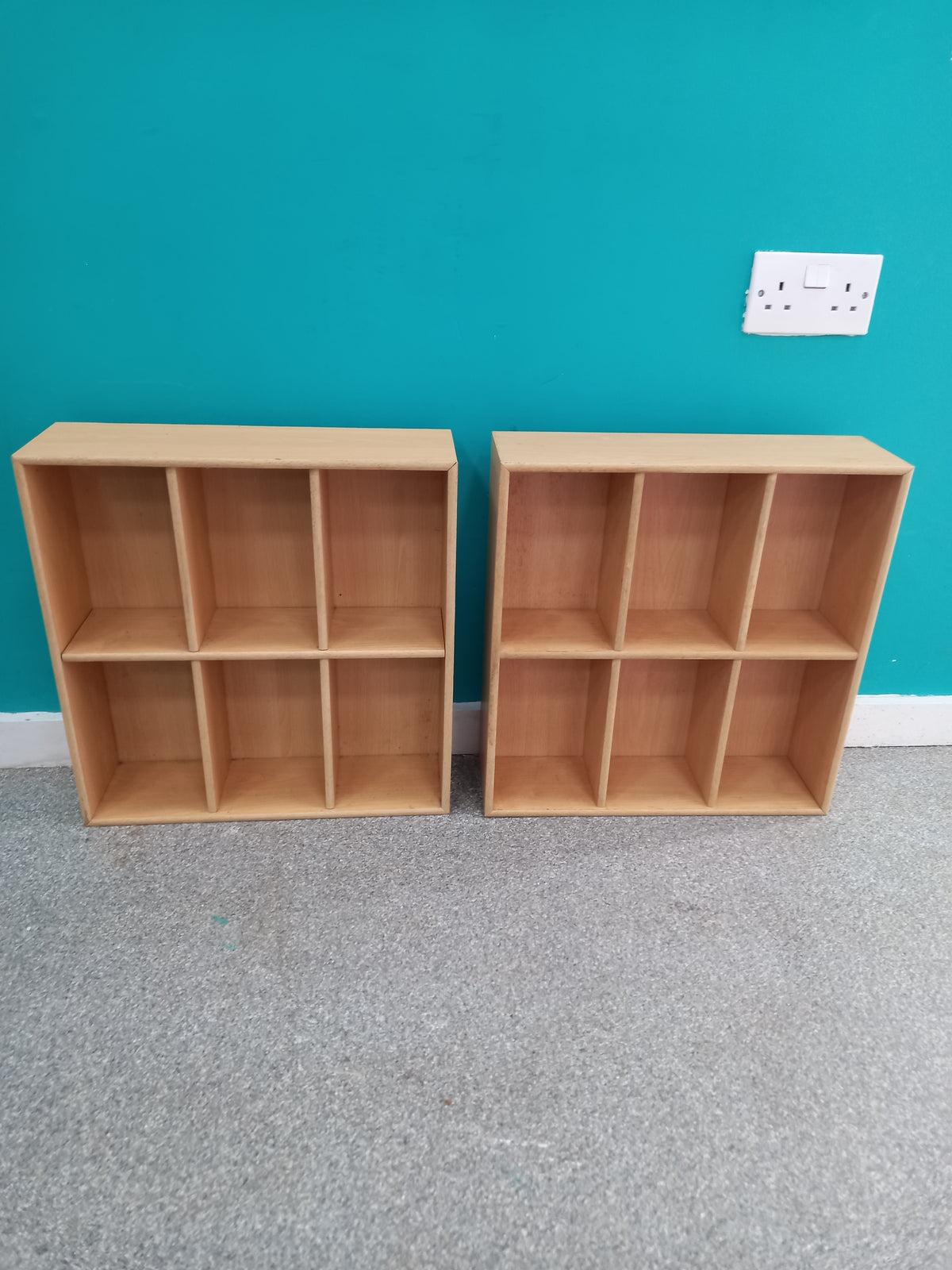 Wall mount DvD Rack 09092603