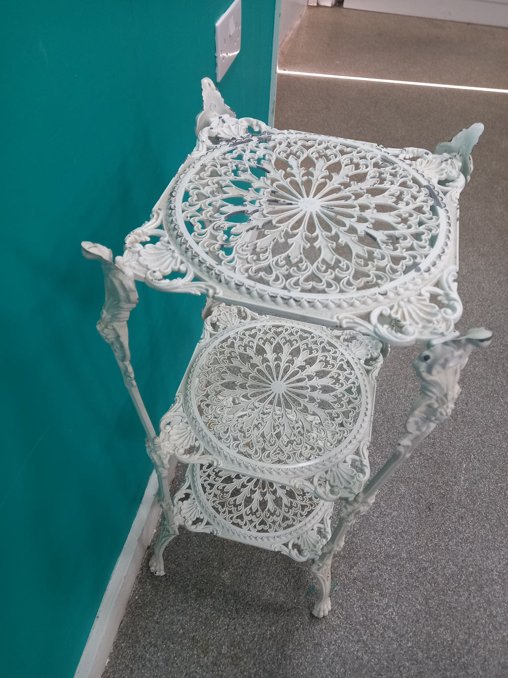 Plant Stand (21092603)