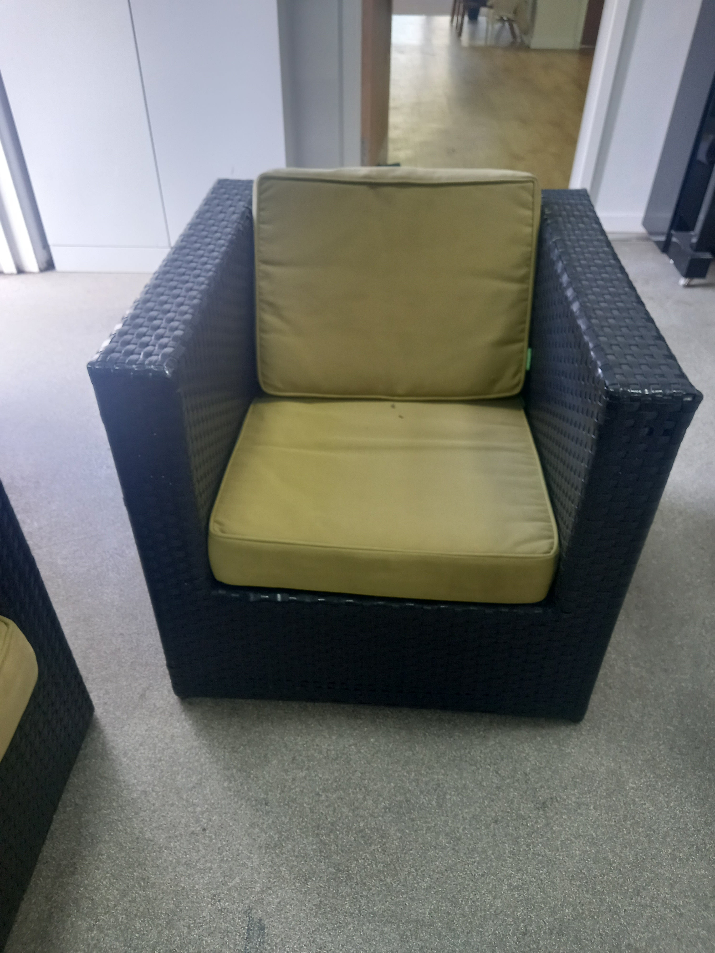 Garden Sofa and Armchair (10062601)