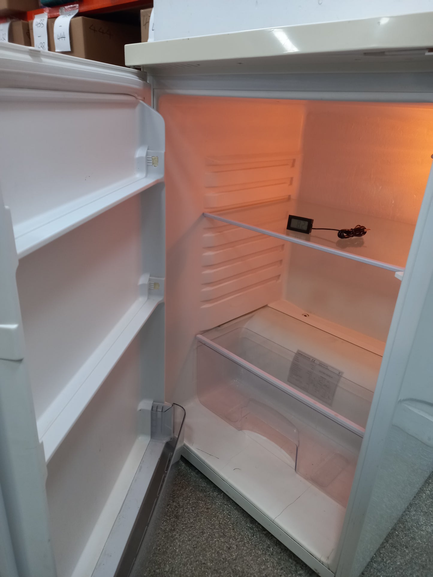 Garage Fridge (08122502)