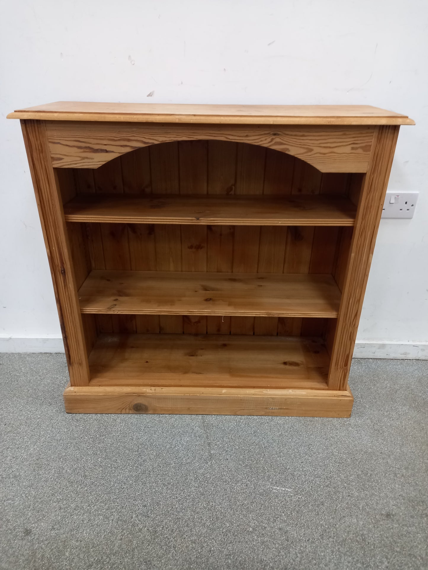 Bookshelf (290706)