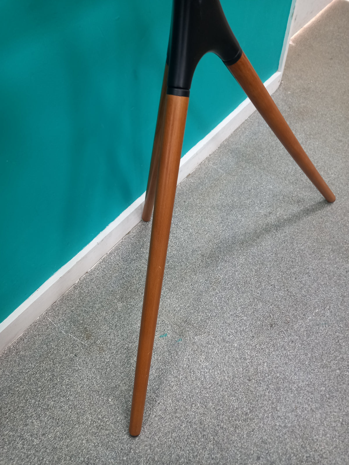 TV Mount Tripod (30092607)