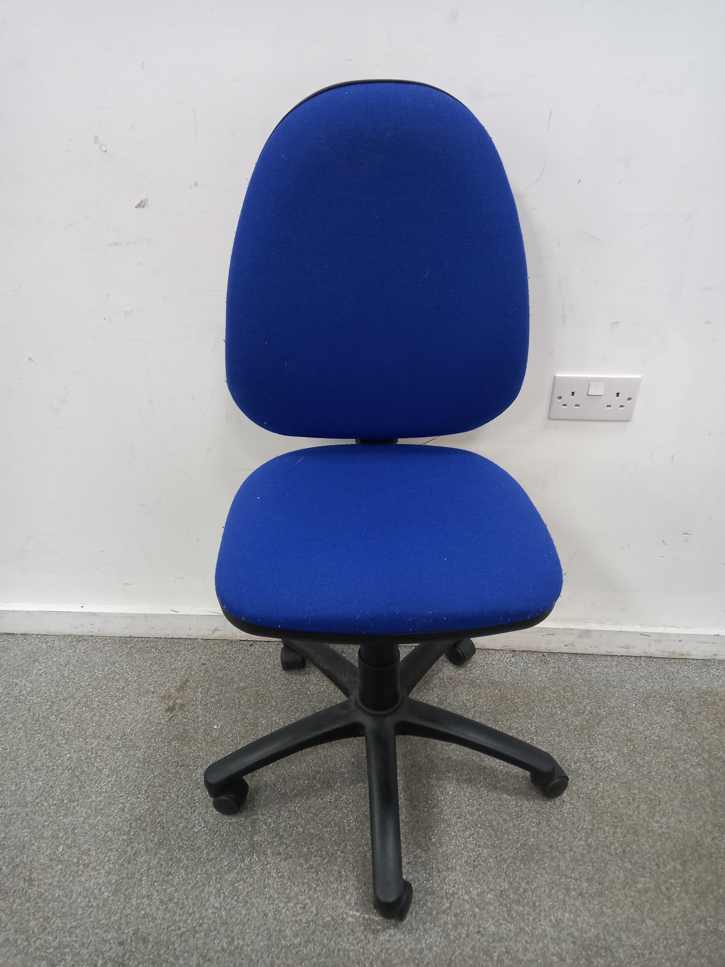 Desk Chair (09122502)