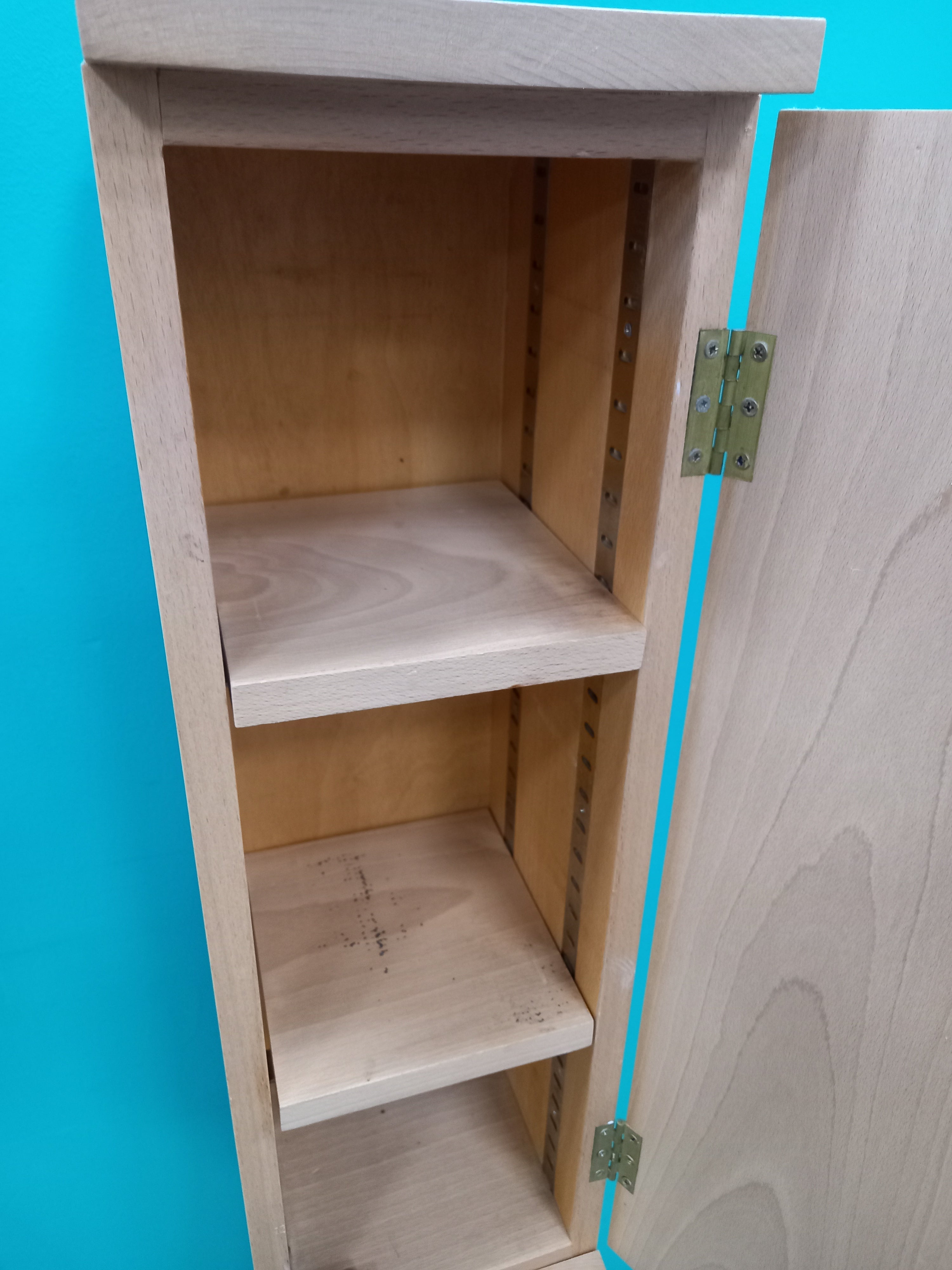 Thin storage Cabinet (28072601)
