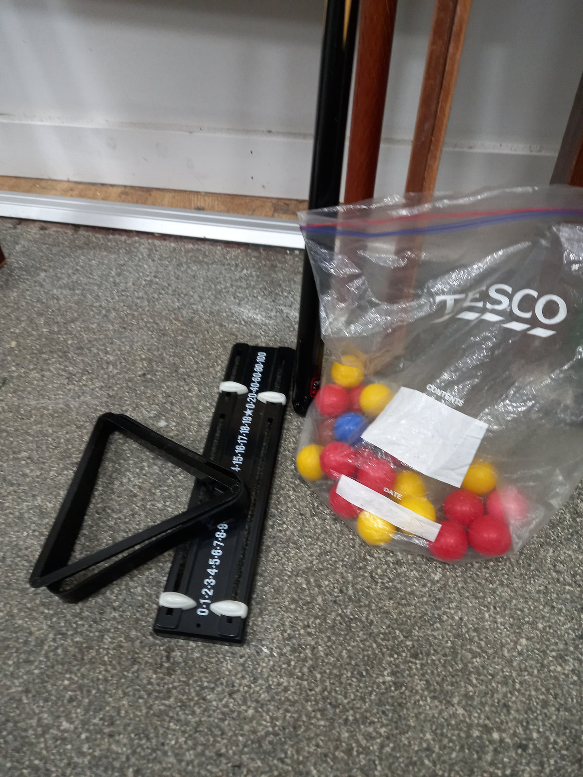 Miniature Pool Table (04092603)