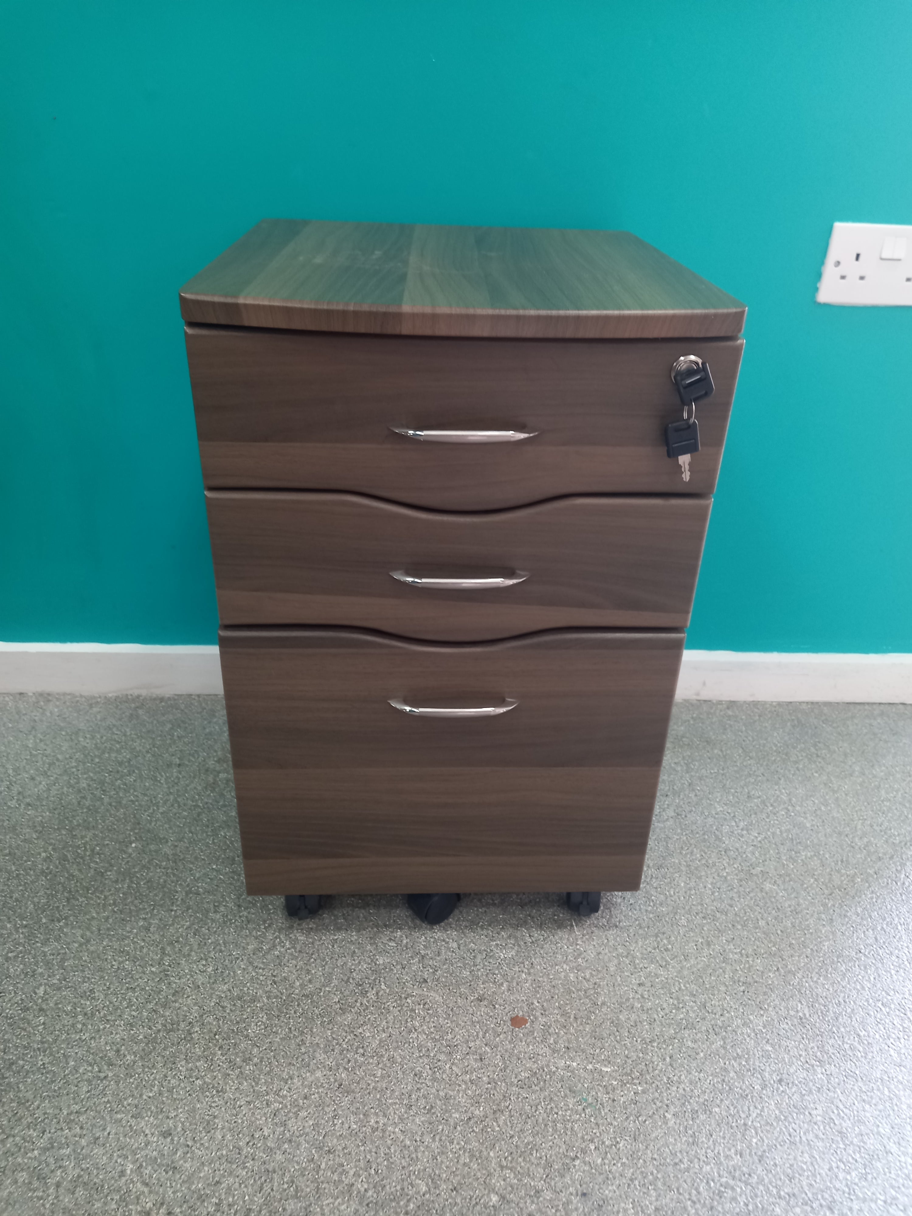 Lockable Filing Cabinet (15062601) ga3994
