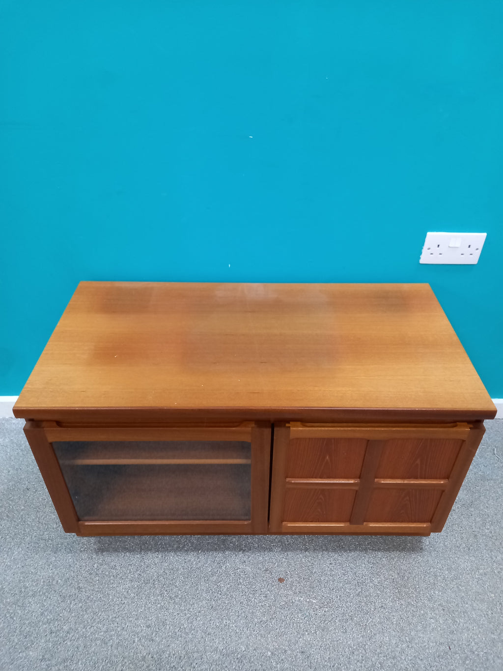 Parker Knoll Media Unit (29062608)