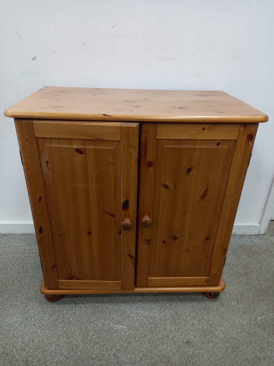 Desk Cupboard (270606) site B