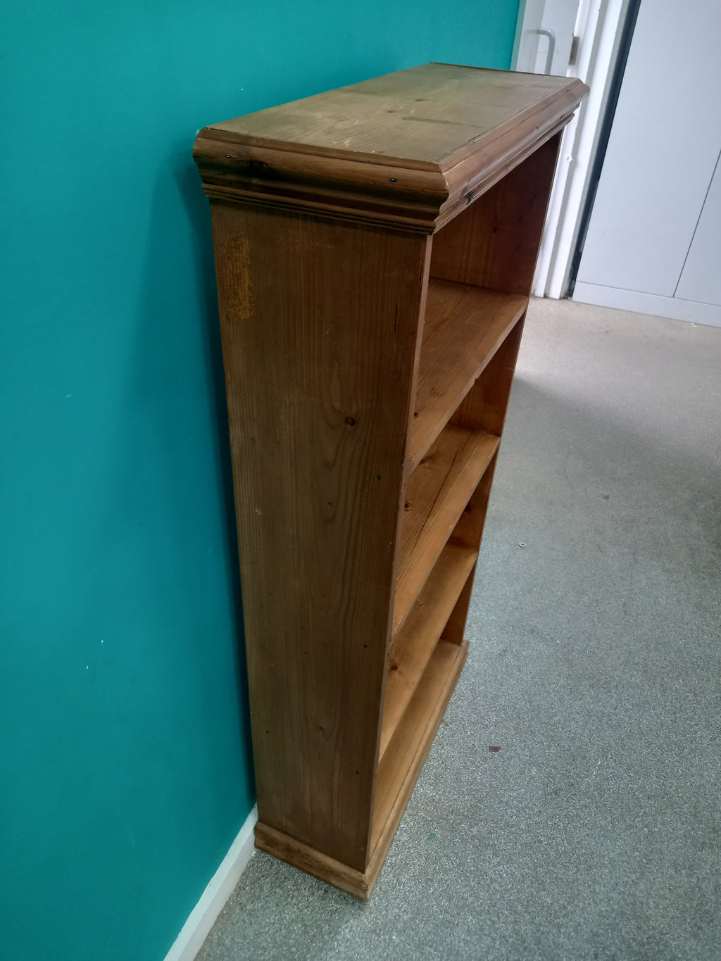 Wood bookshelf (15092601)