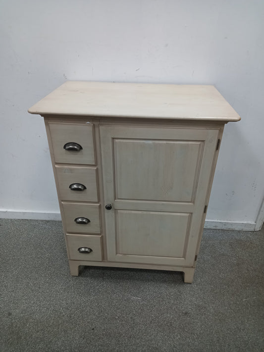 Cabinet (260603)