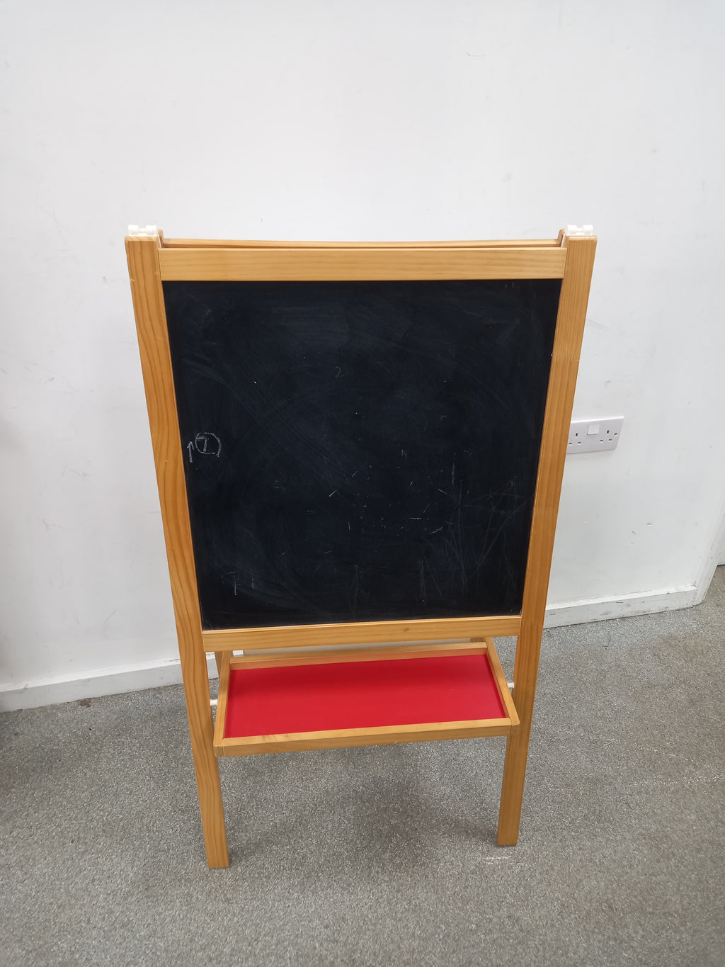 Chalk Easel (02072601)