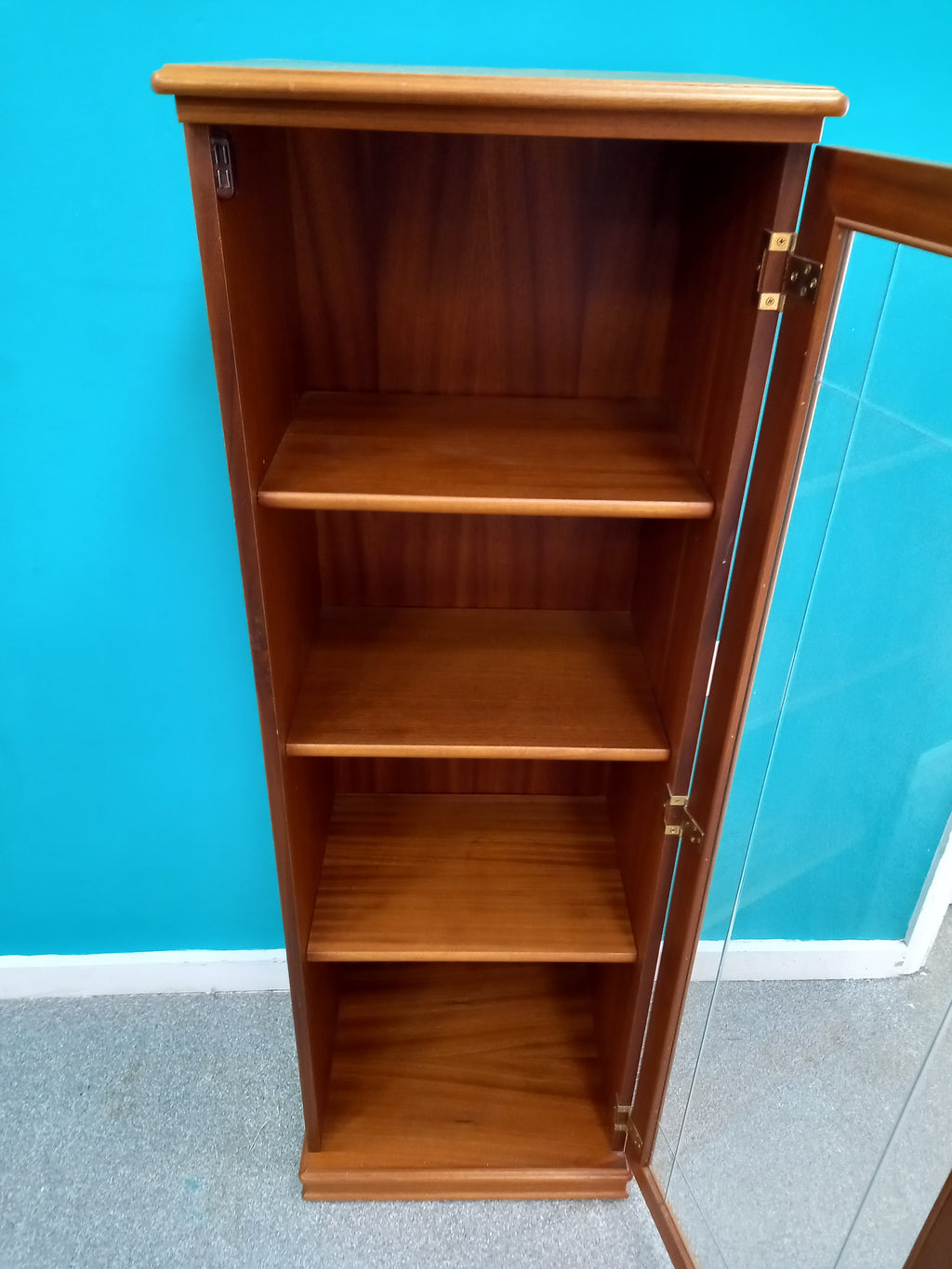 Display Cabinet (24072601)