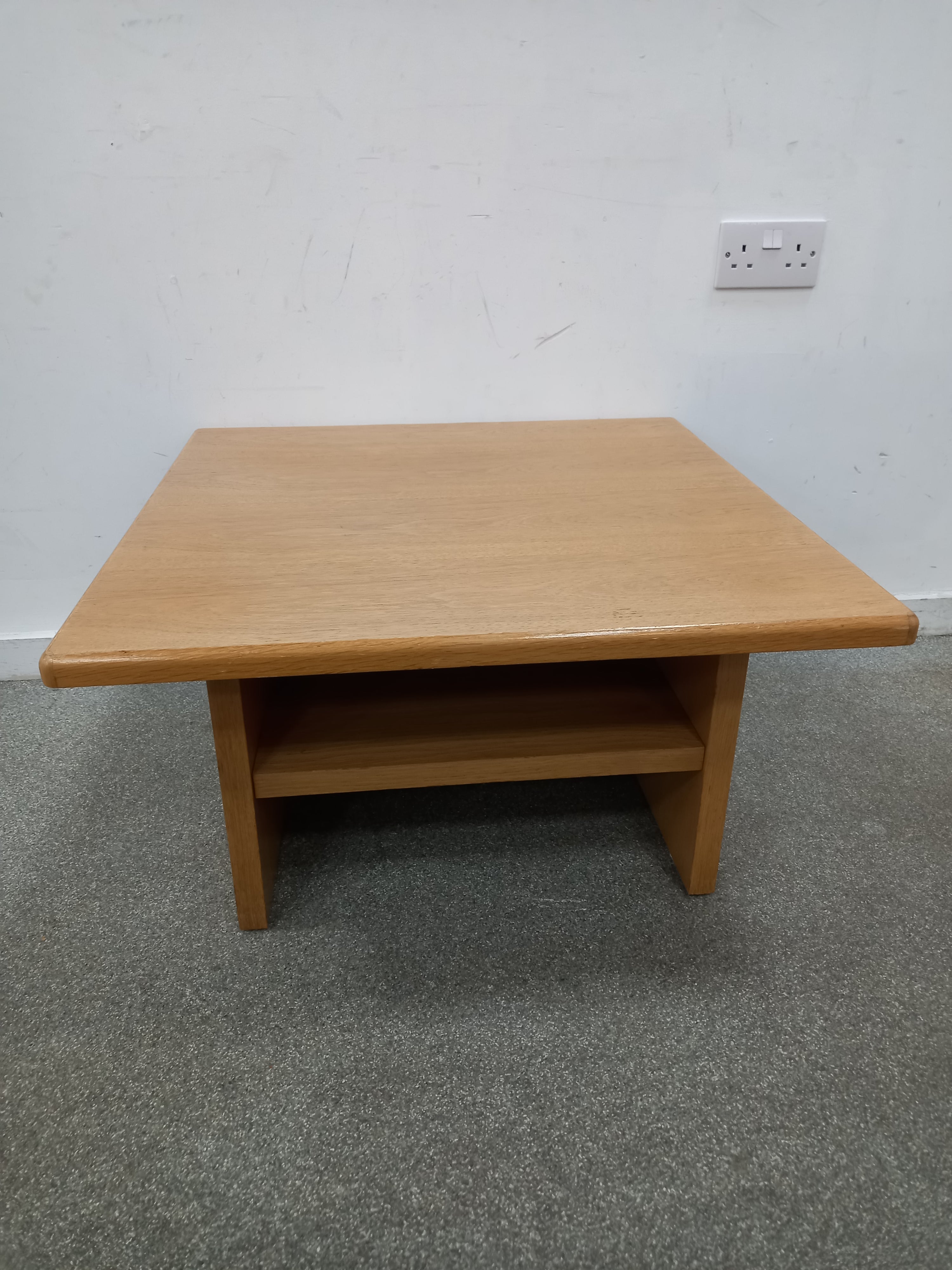 Coffee Table (14012604)