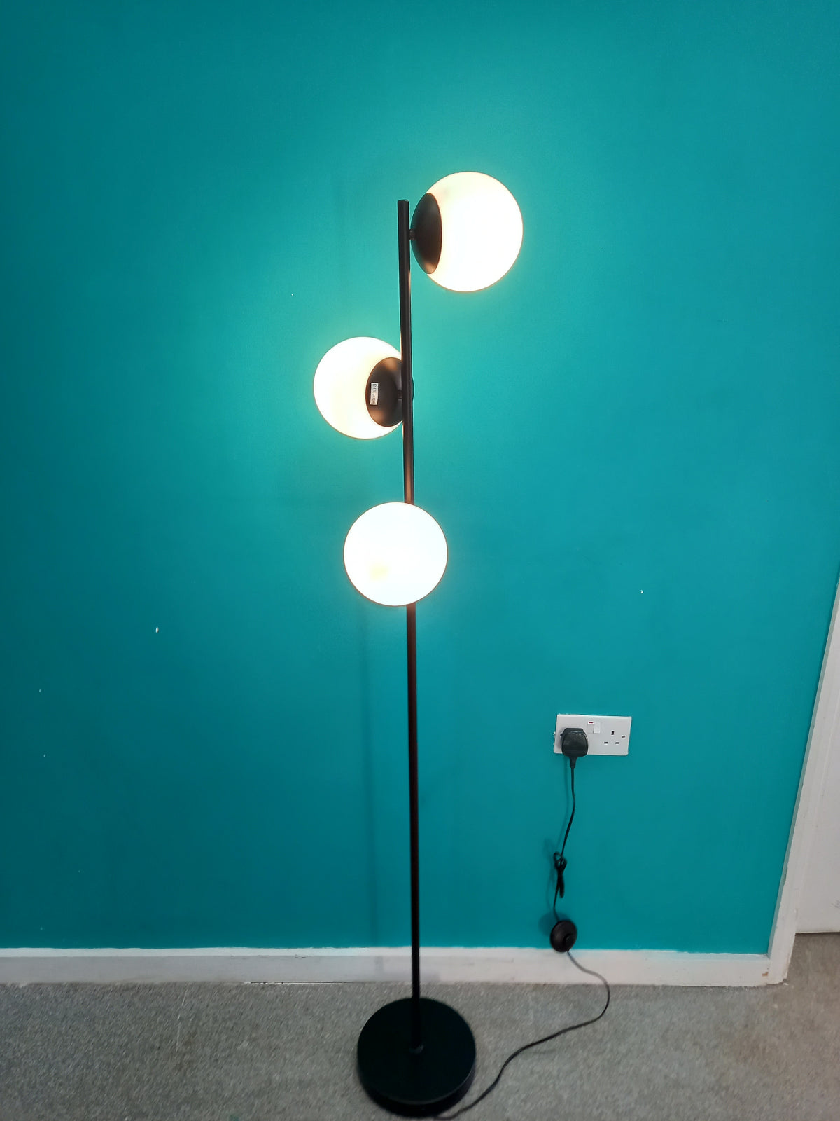 Modern floor Lamp (19102605)