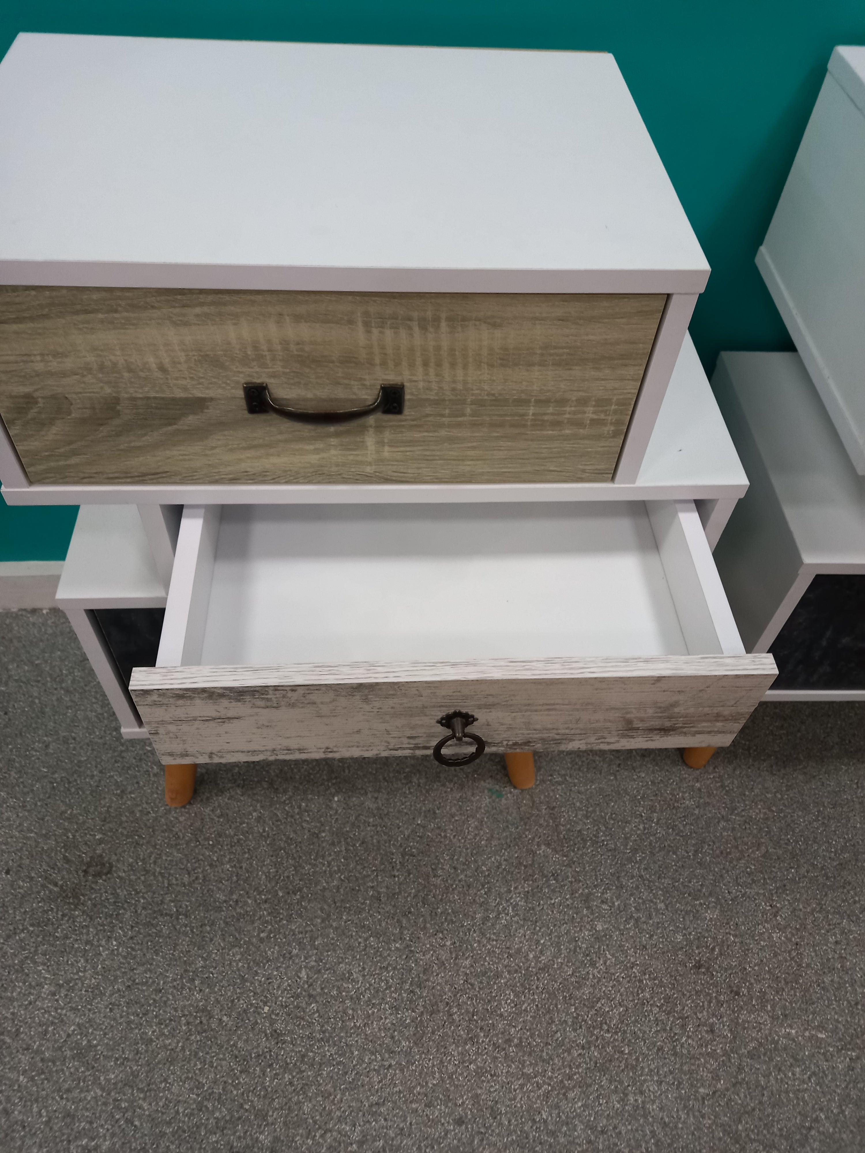 Odd side drawers (08092602)